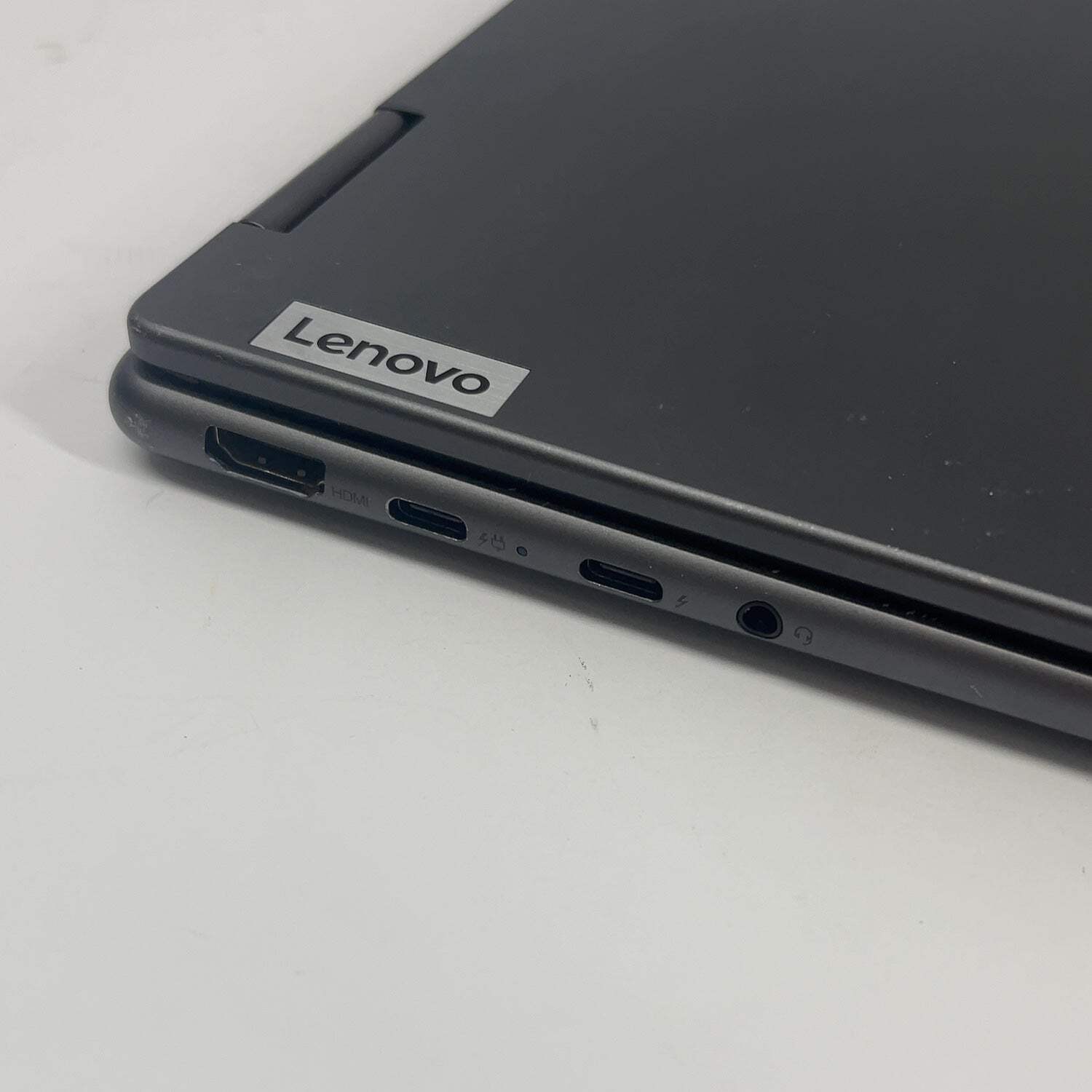 Lenovo Yoga 7 2-in-1 14IRL8 14″ i7-1355U 1.7GHz 16GB RAM 500GB SSD