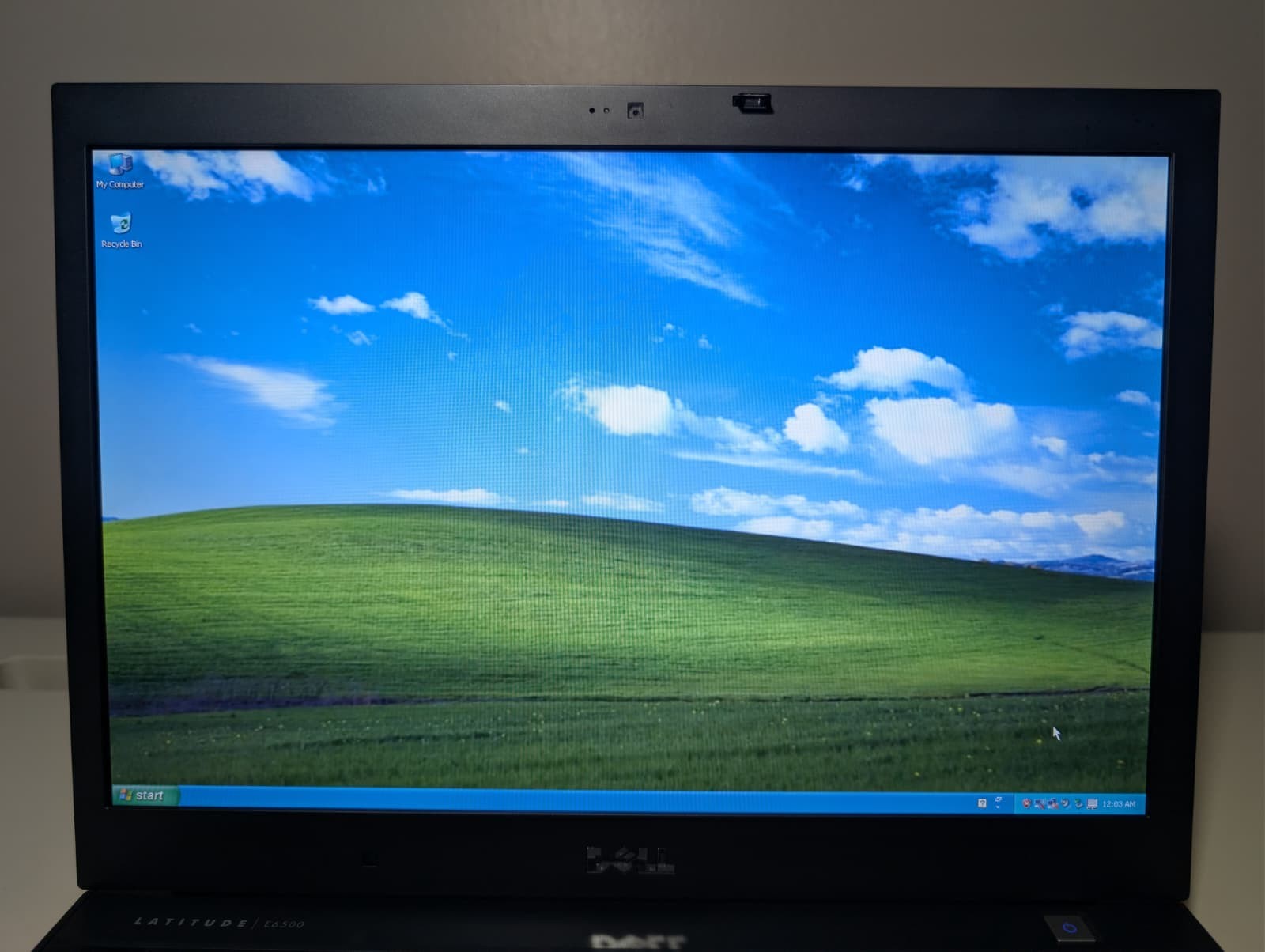 Dell Latitude E6500 | C2D T9900 4GB RAM 250GB HDD | Backlit NVIDIA Win XP 32-Bit