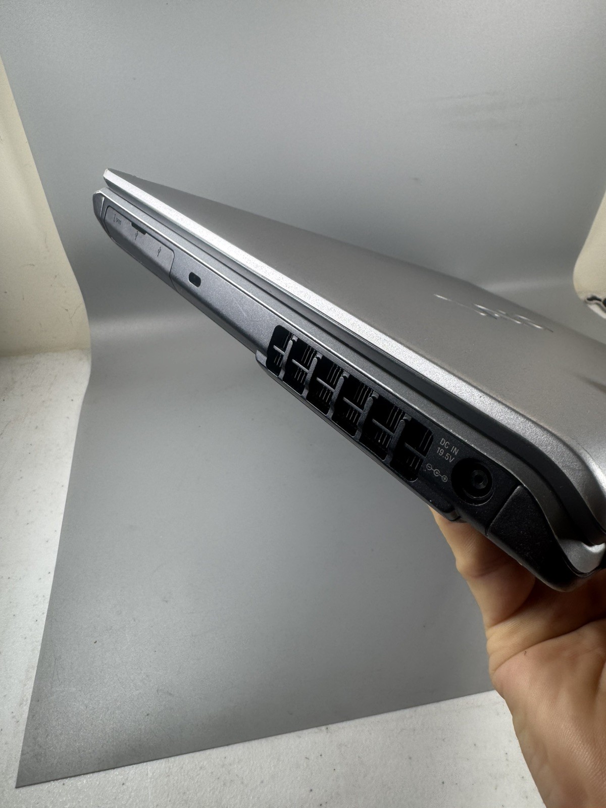 Sony VAIO VGN-S590P Laptop PCG-6H4L For Parts/Repair – No Charger, Missing Keys
