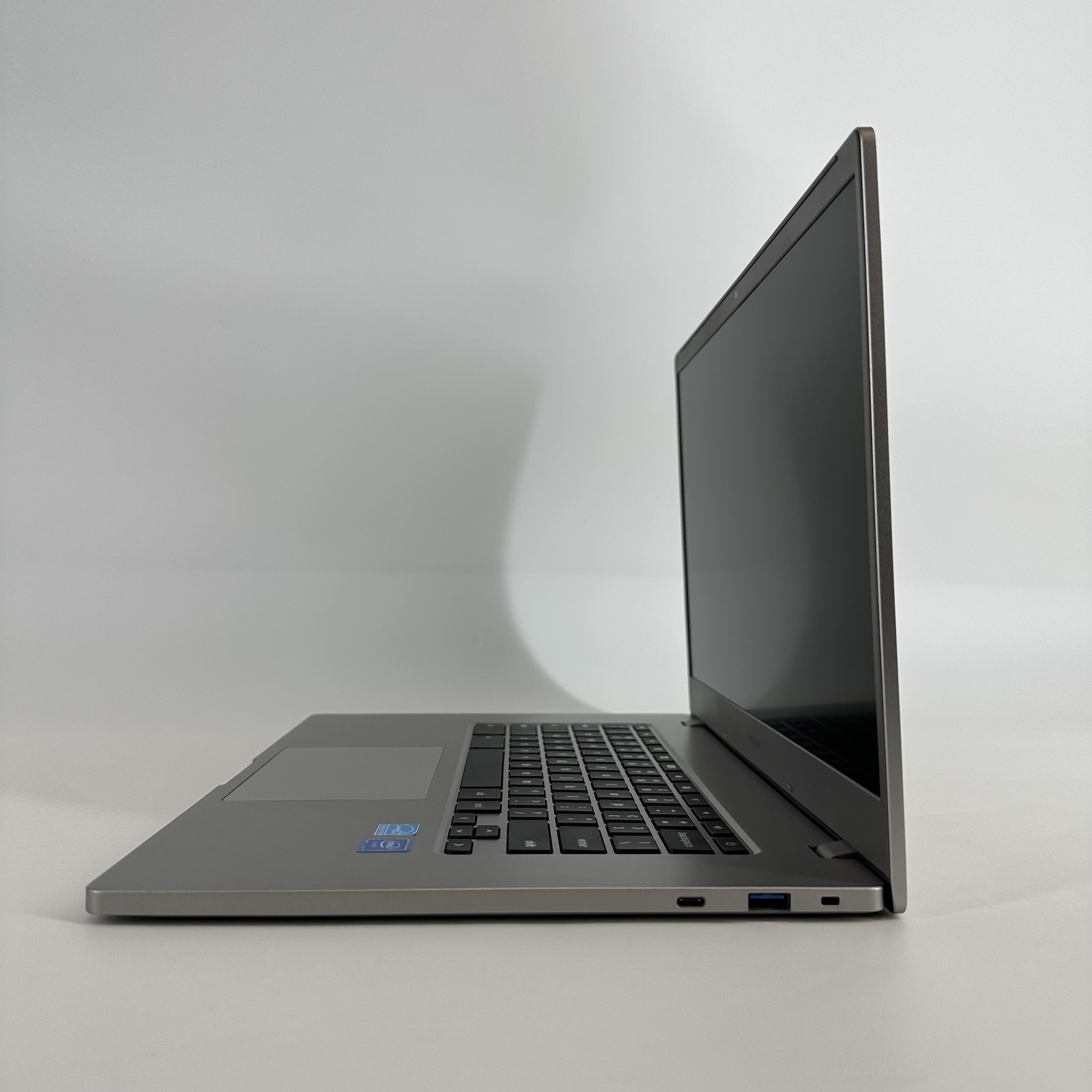 Samsung Chromebook 4+ 15.6 FHD 1.1 GHz Celeron 4GB 64GB eMMC Excellent