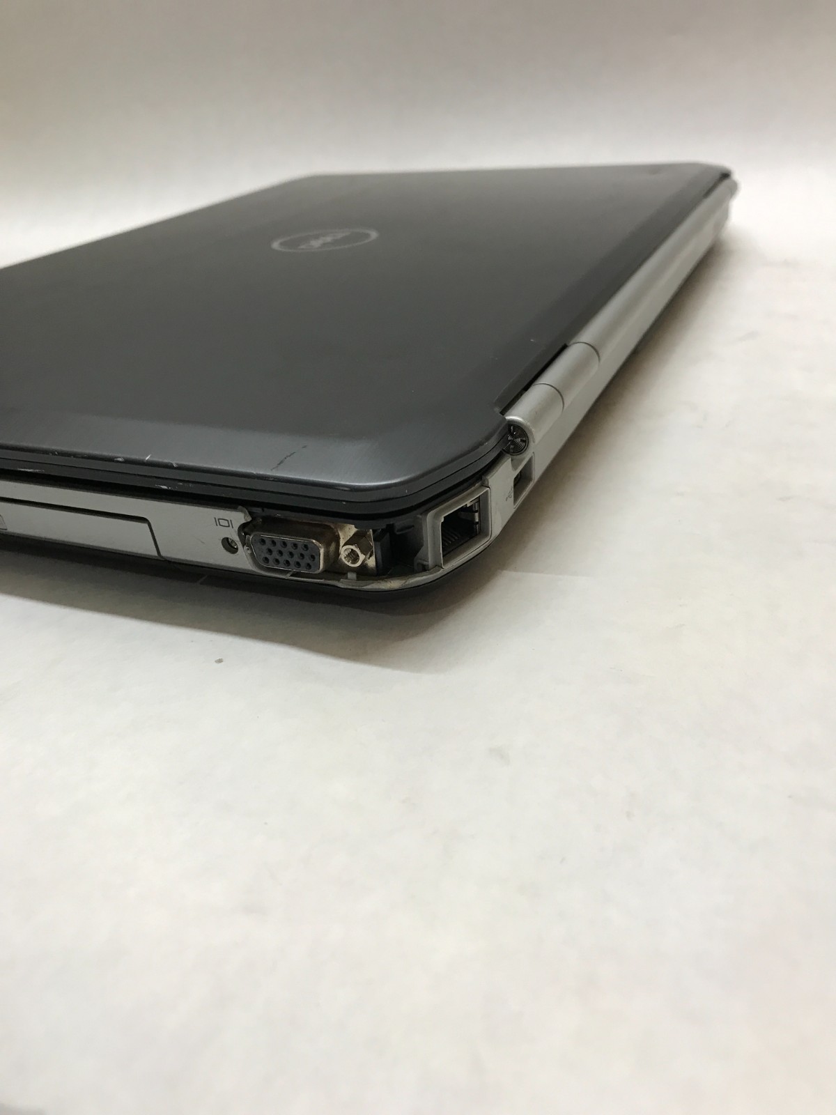 Dell Latitude E5520 15″ Intel i5 4GB RAM 250GB HDD Windows 10 C-Grade READ! – DW