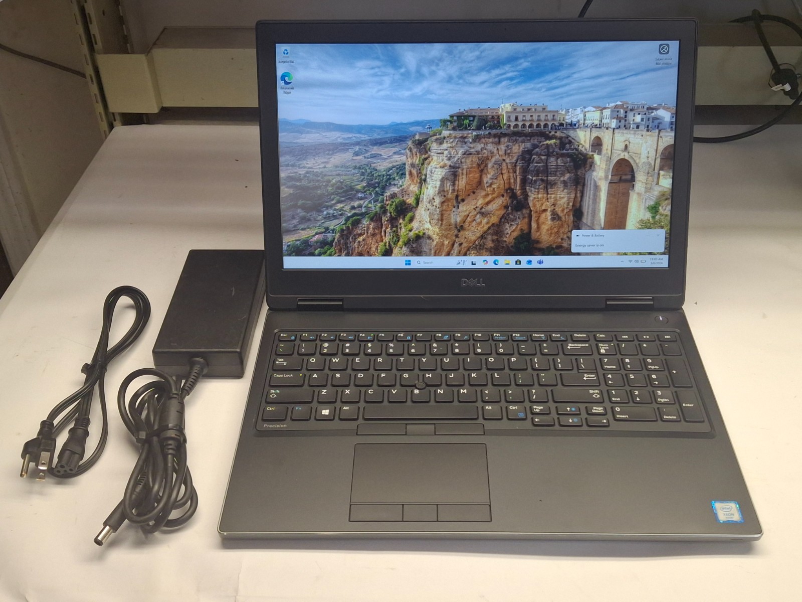 Dell Precision 7530 XEON E-2176M 2.70GHz 32gb ram 512 SSD NVMe Wifi Win 11 Pro