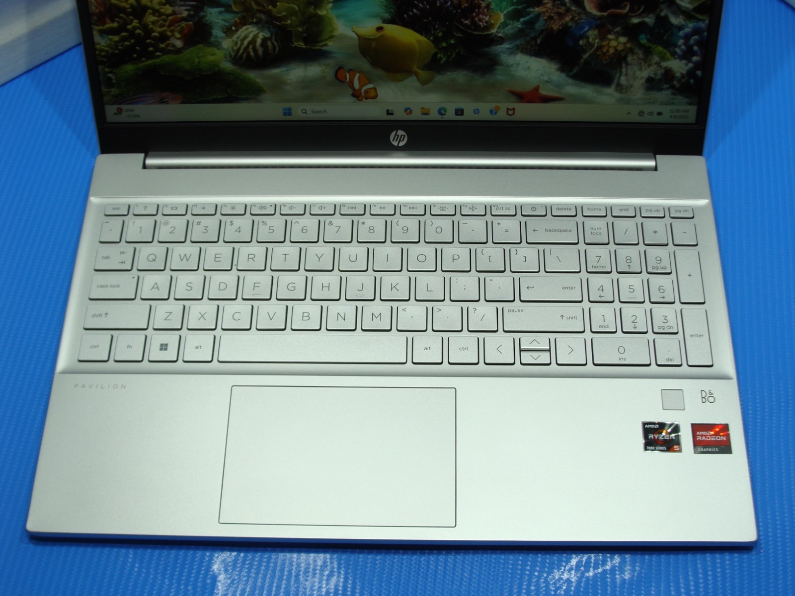 HP Pavilion 15-eh3000 15.6″FHD AMD Ryzen 5 7530U 2Gh 8GB 256GB SSD +Charger