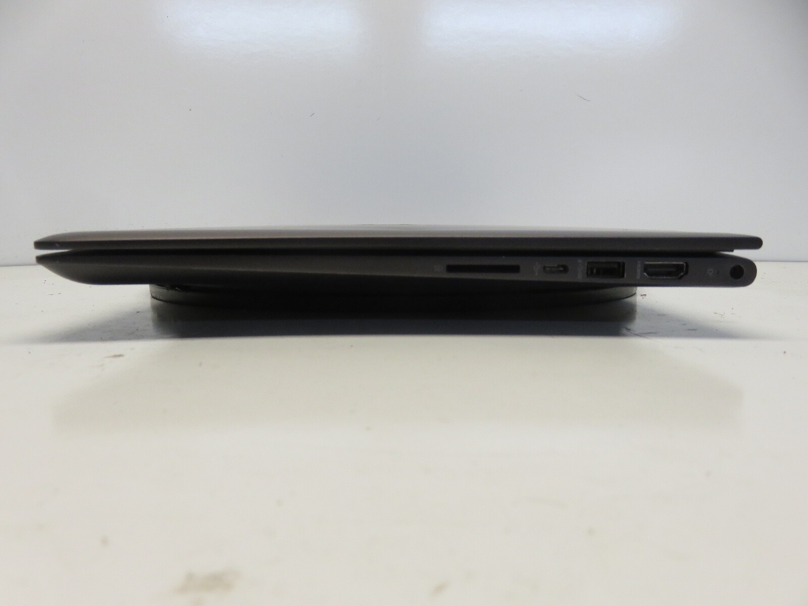 HP Envy X360 AMD FX-9800P Radeon R7 2700 Mhz 8 GB NO HDD No Batt