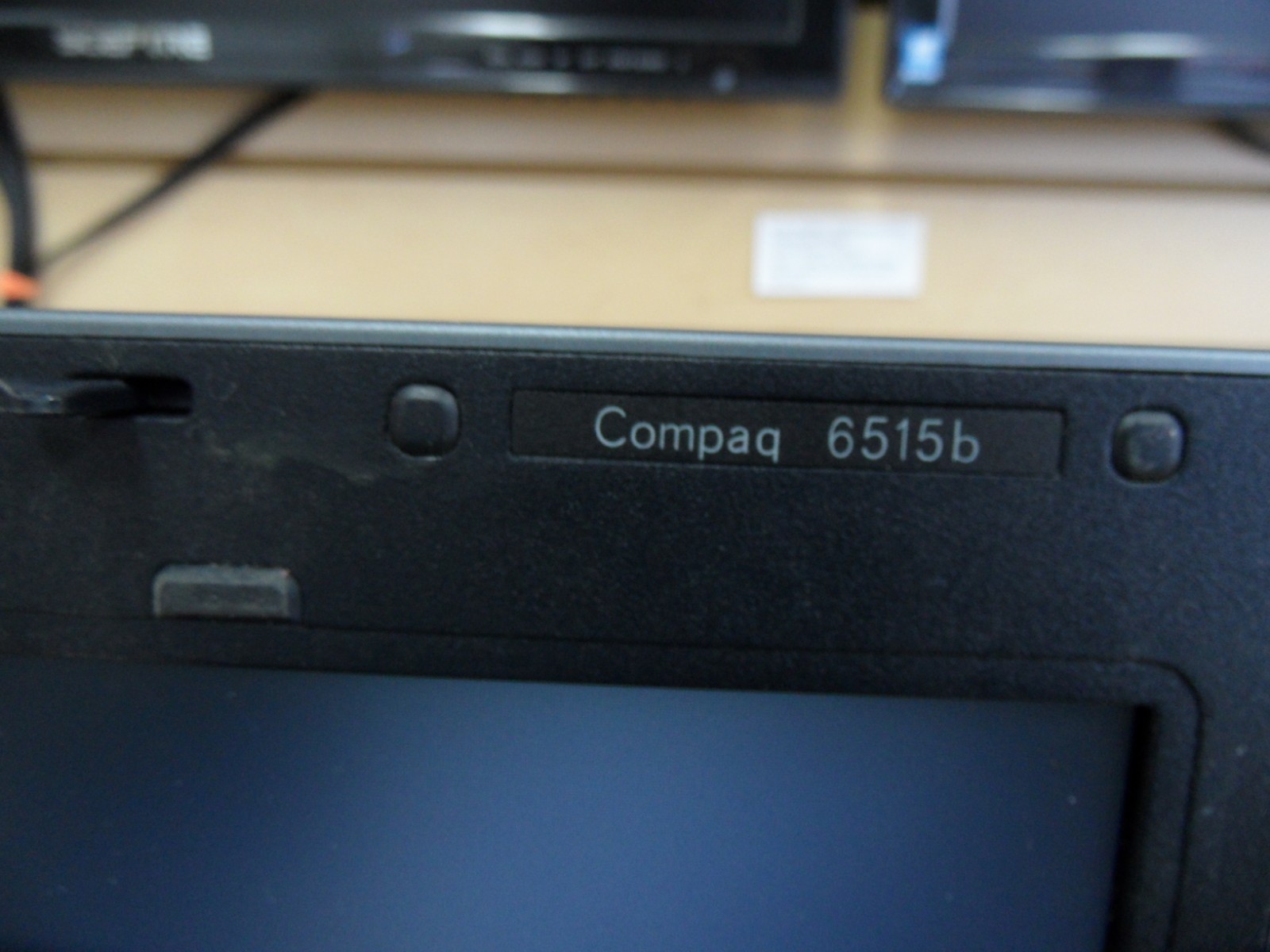 Compaq 6515b Laptop 4 Parts Booted Windows 80 GB Hard Drive Wiped *
