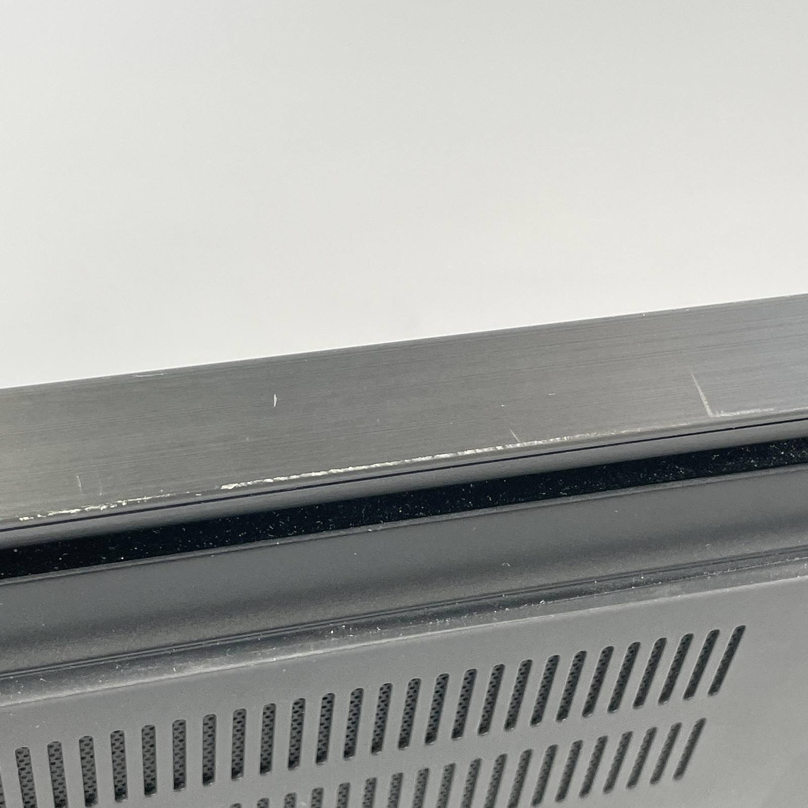 Dell Latitude 7480 14 FHD i7-7600U 2.80GHz 16GB RAM 256GB SSD Good