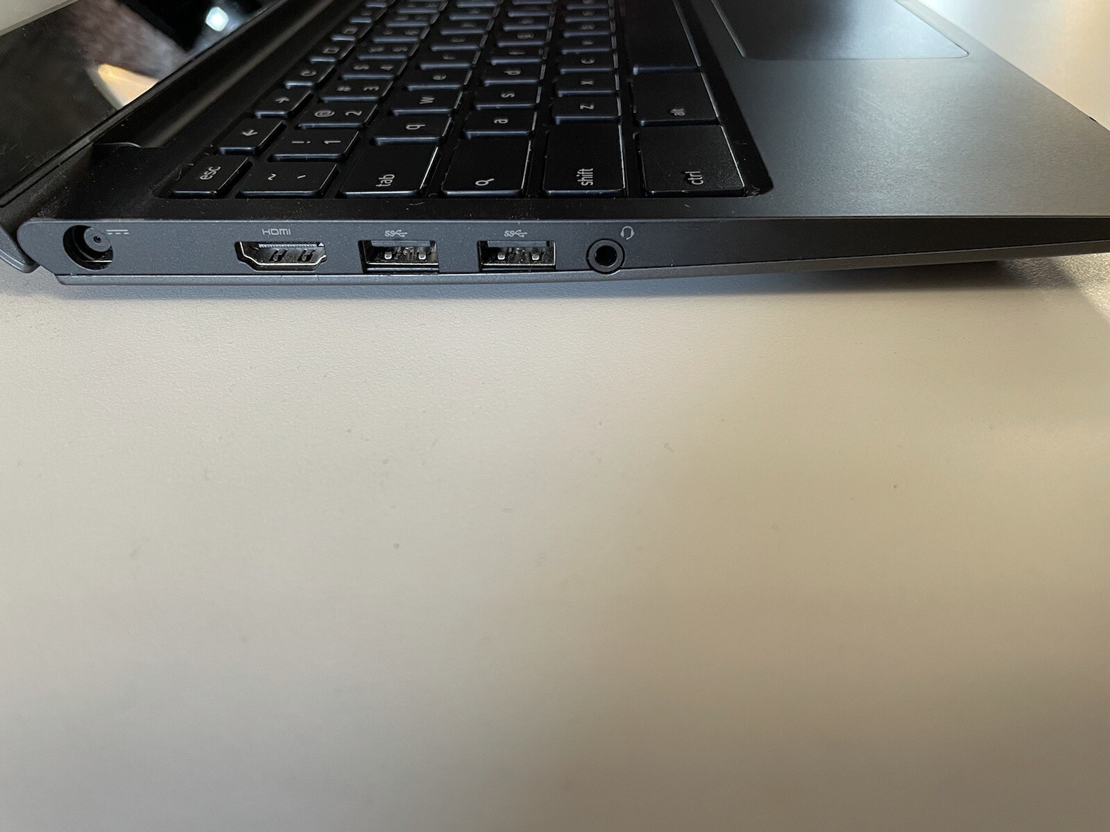 Dell CB1C13 11.6″ 4GB RAM 16GB SSD Chromebook – Black