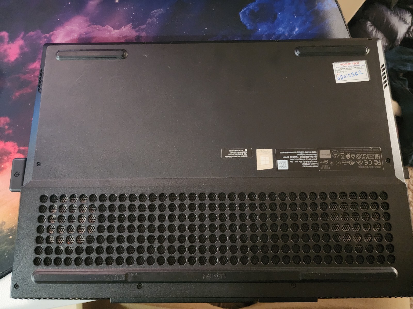 Lenovo Legion 5 17ACH6H 17.3″ (1TB SSD, AMD Ryzen 7, 4.40 GHz, 16GB, GeForce RTX