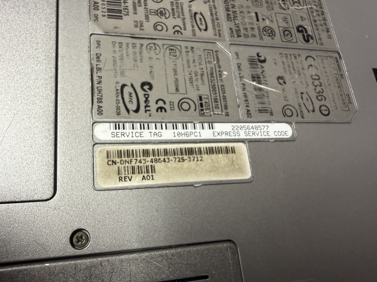 Dell Latittude D520 Business Laptop Computer