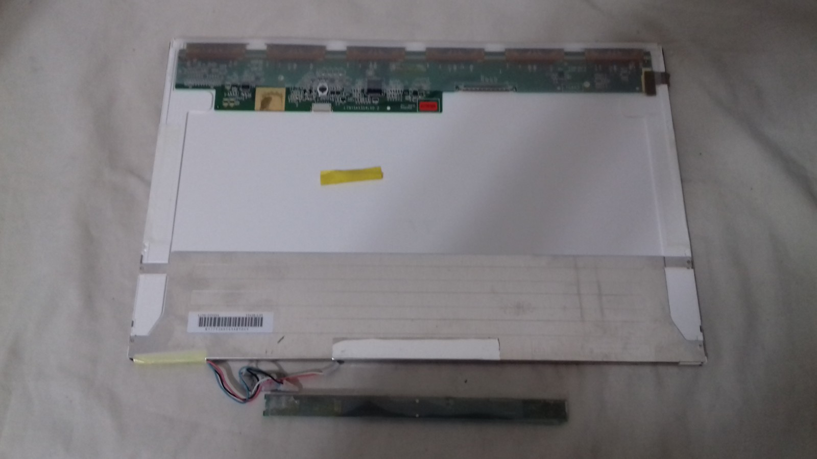 display lj96 154xb-01 dual lamp with inverter 1280×800 full hd