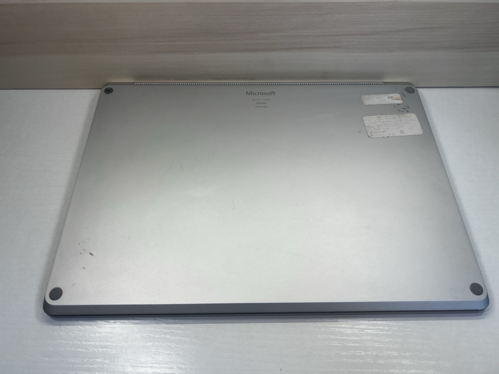 Microsoft Surface Laptop 13.5” (512 GB, Intel Core i7 7th Gen., 16 GB) -…