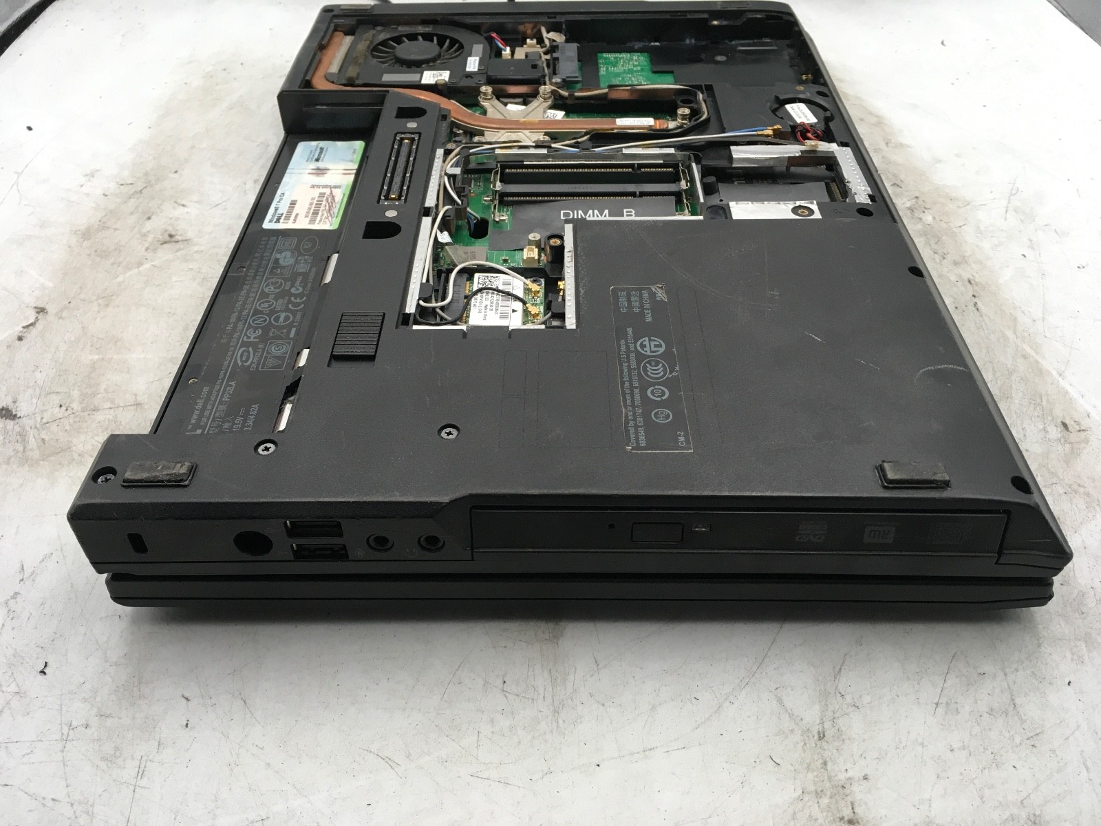 DELL LATITUDE E5400 – FOR PARTS – MISSING COMPONENTS – INTEL CORE 2 DUO -READ-BB