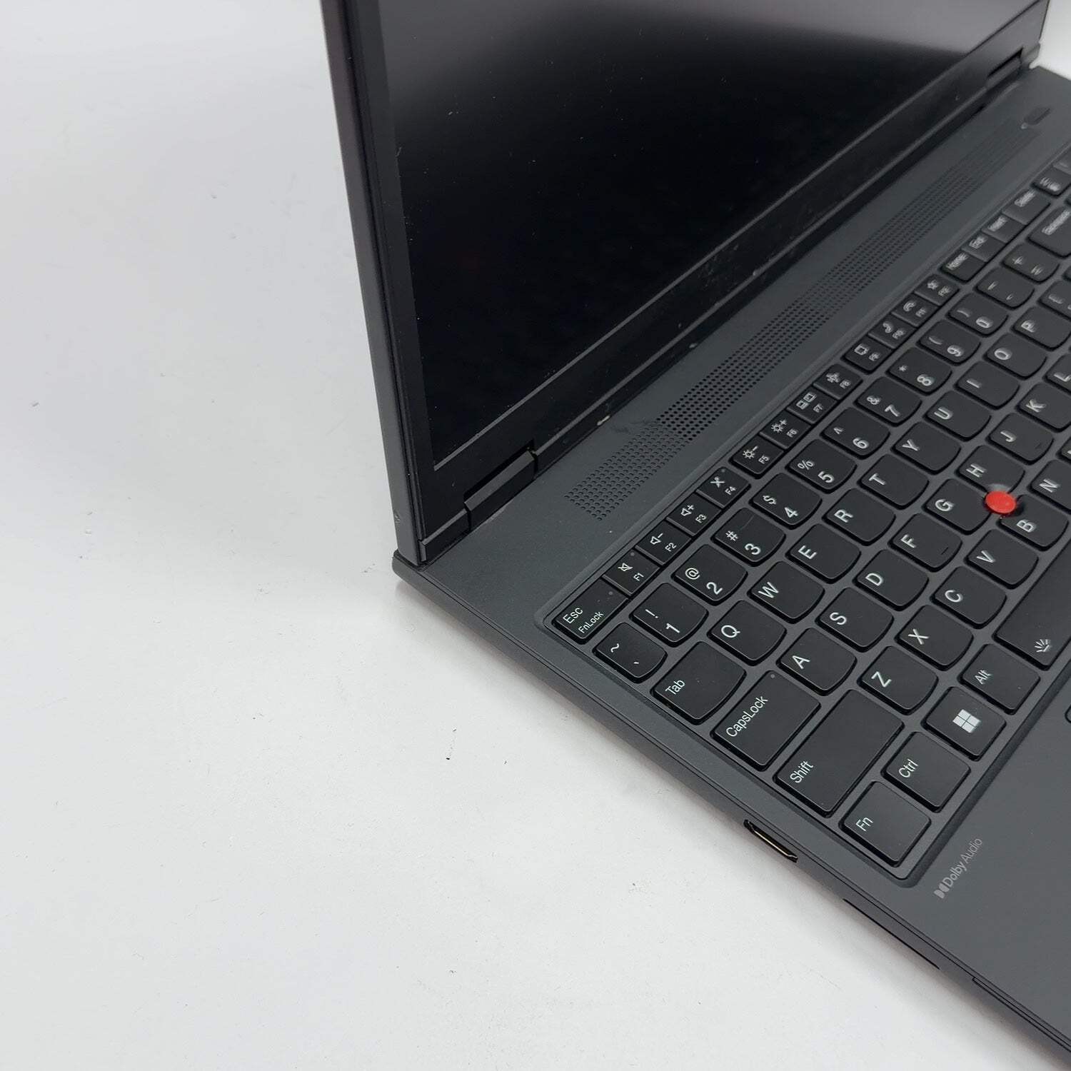 Lenovo ThinkPad P16v Gen 1 16″ Ryzen 5 Pro 7640HS 16GB RAM 512GB SSD RTX A500