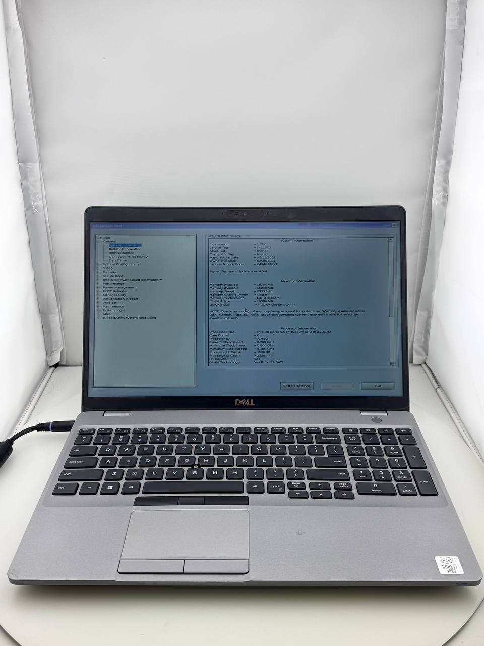 Dell Latitude 5511 NTS i7-10850H@2.7GHz 16GB RAM 512GB NVMe Win 11 Pro Grade B