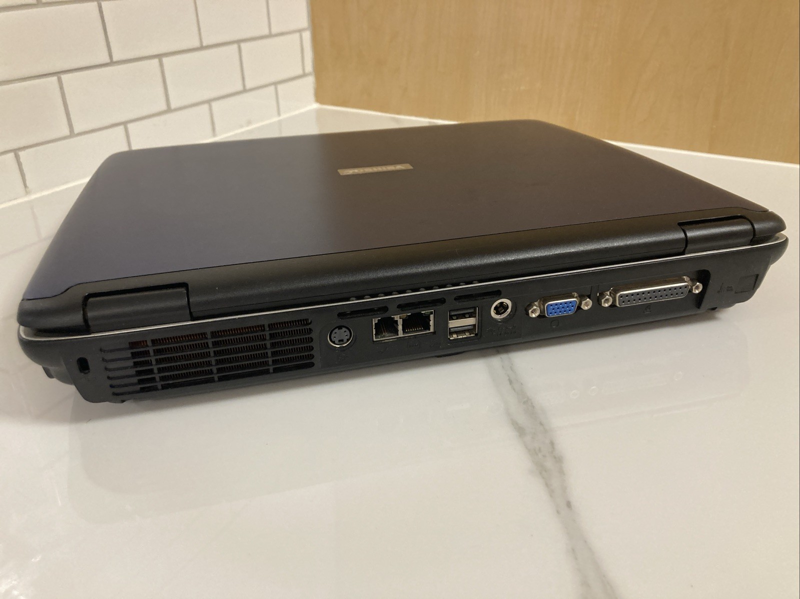 💻 Toshiba Satellite A65-S1762⚙️Pentium 4 ATI | Boots On | No HDD | Parts/Repair