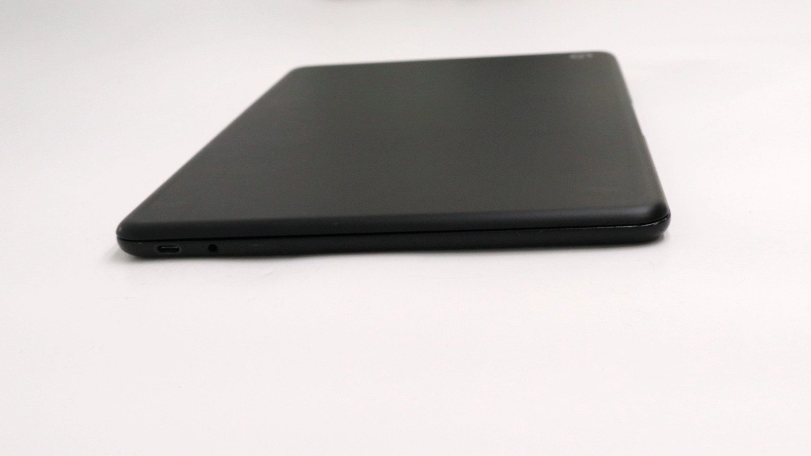 Google Pixelbook Go 13″ i5-8200y 16GB 128GB – Good