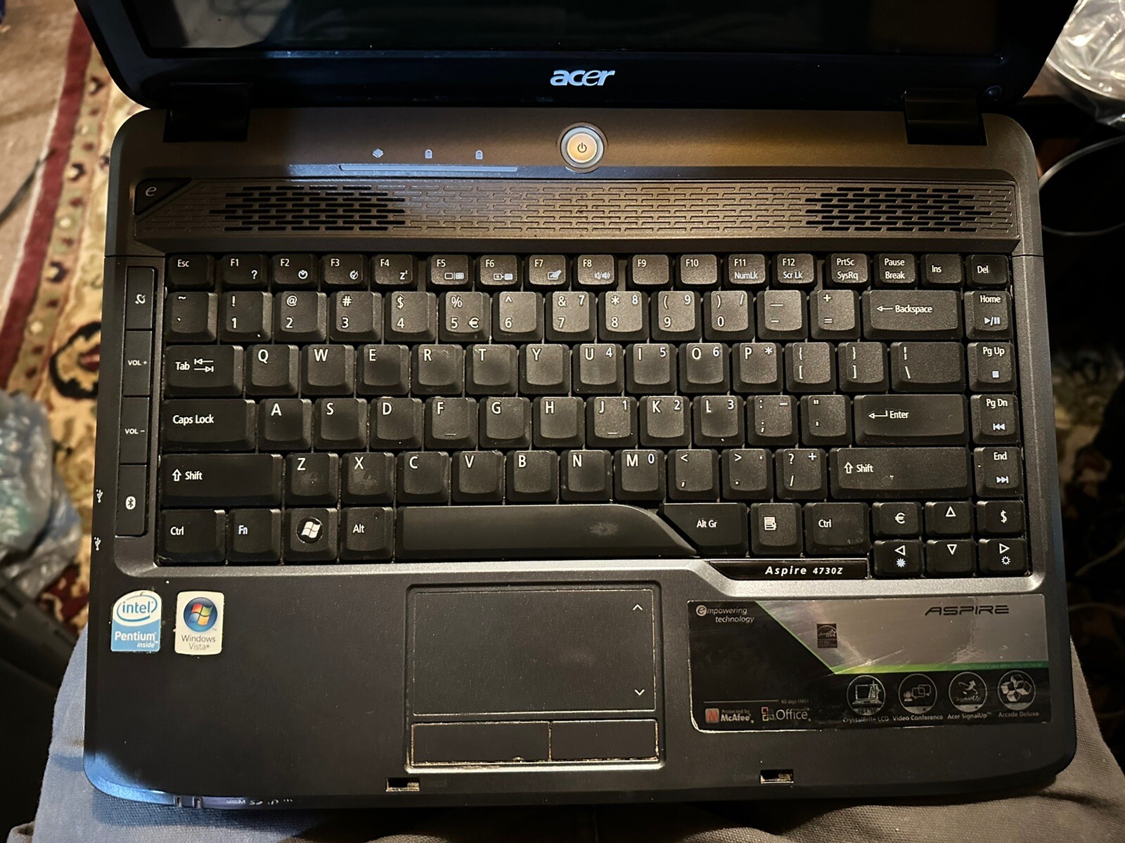 Acer Aspire 4730Z Vintage Laptop Pentium Dual T3400 2.16GHz 2GB RAM No HDD