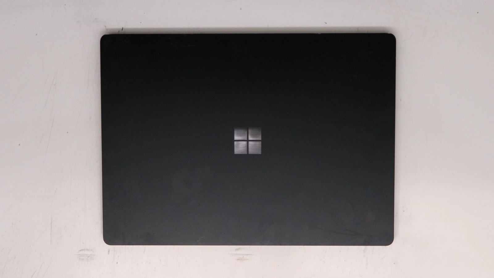 Microsoft corporation Surface Laptop 5 13″ i7-1265u 32GB 1TB – Good READ DESC
