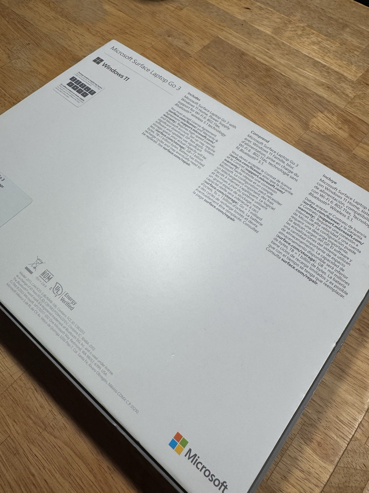Microsoft Surface Laptop Go 3 12.4″ i5 8GB 256GB SSD Win11 Silver
