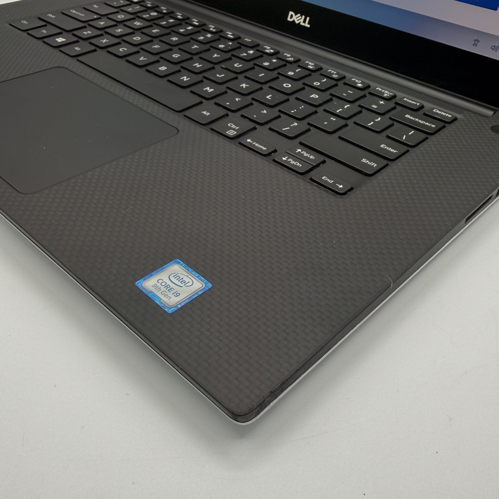 Dell Precision 5540 i9-9880H Quadro T2000 16GB RAM 256GB SSD Win11 Pro Laptop