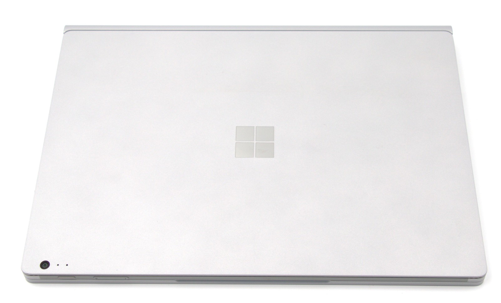 Microsoft Surface Book 13.5″ i7 6600U – GeForce 940M – 16GB RAM – 512GB SSD