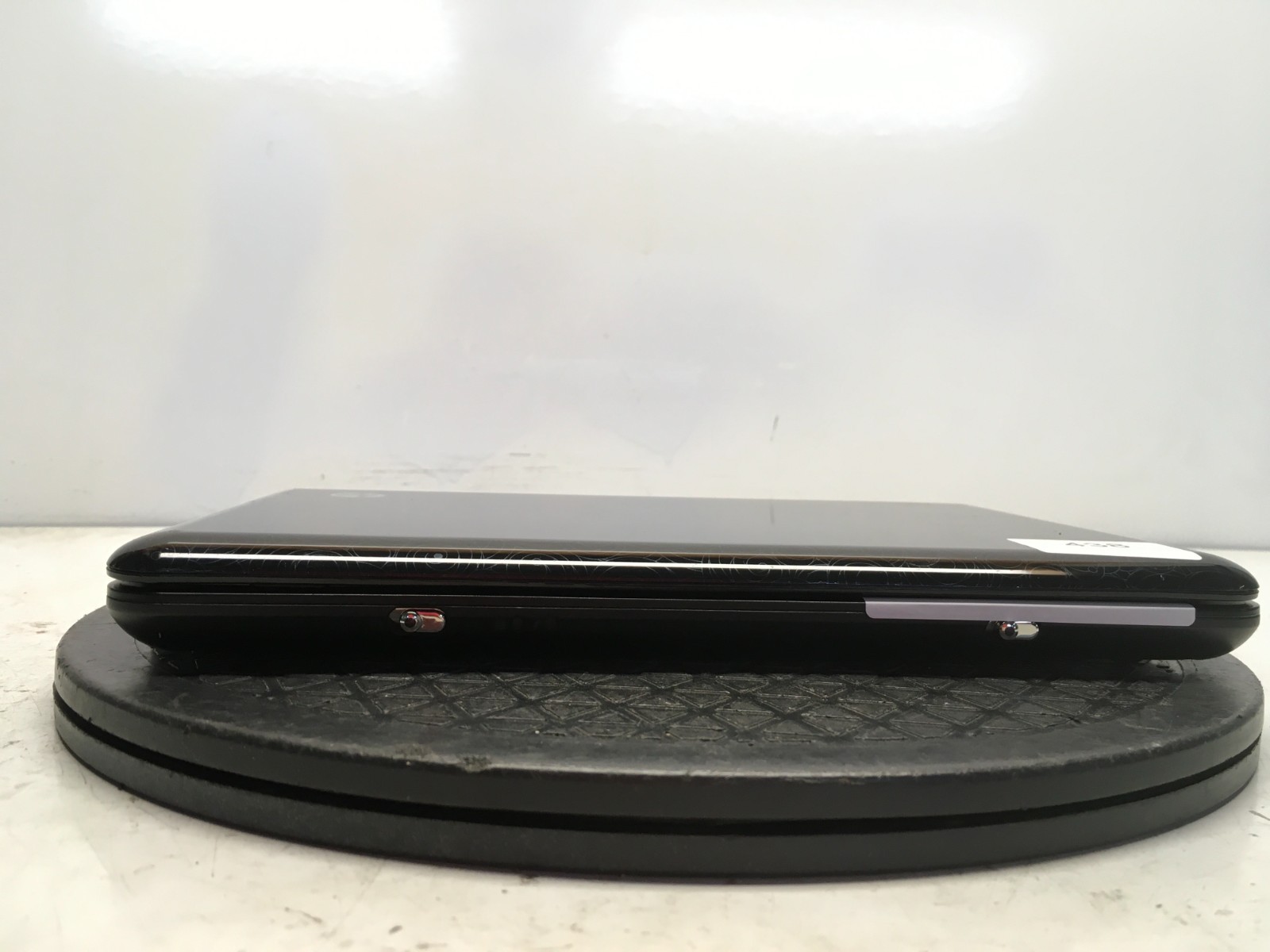 HP Mini 1035NR Intel Atom N270 1.6GHz 1 GB NO HDD