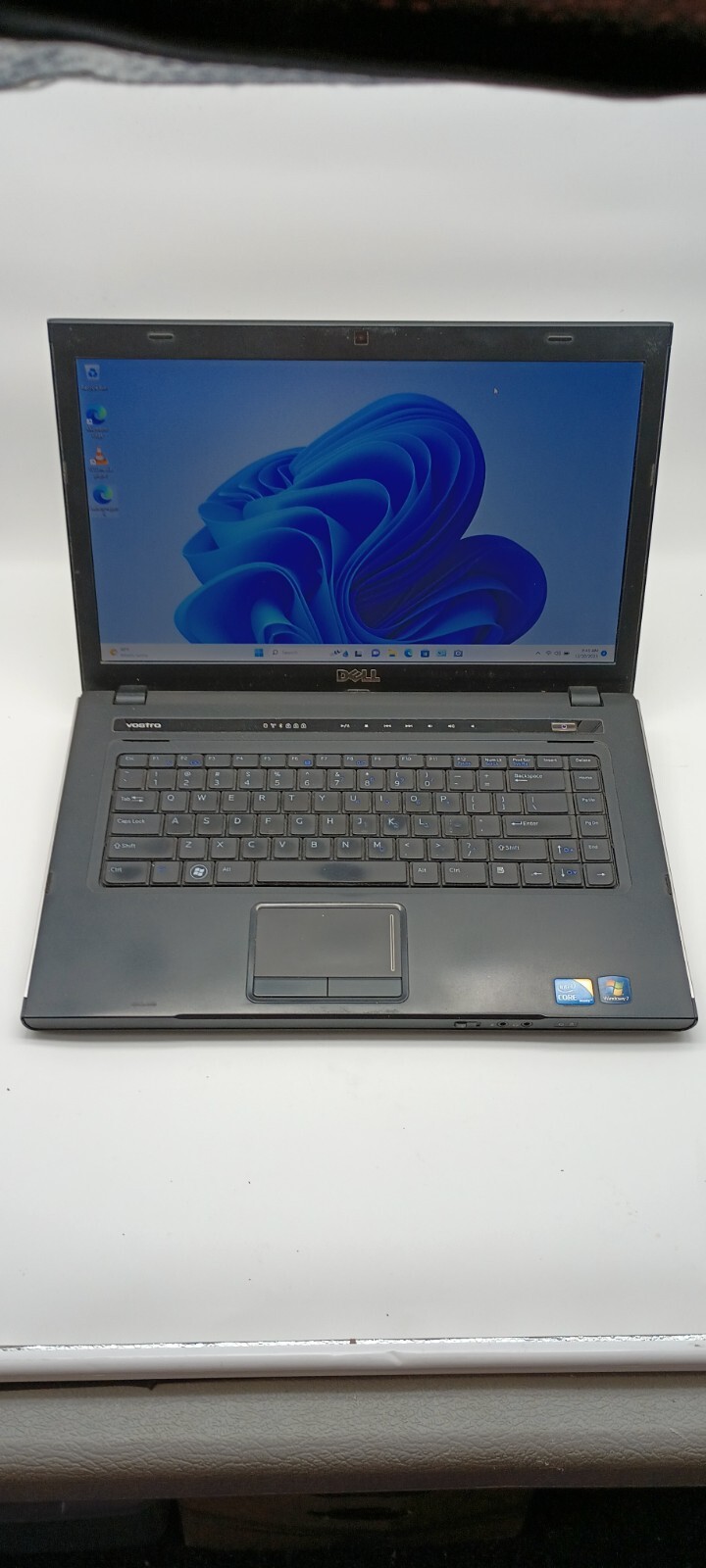 Dell Vostro 3500 (no charger) i3 M350.8GB.128GB SSD.Optical Drive.W11 Home