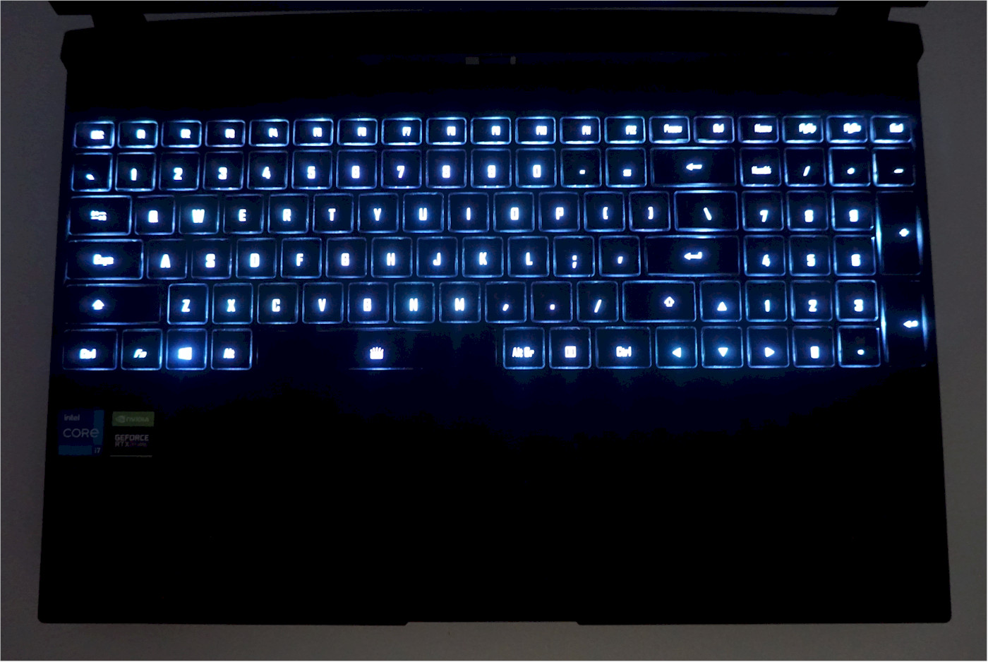 Gigabyte AERO 15 OLED 4K HDR Gaming Laptop i7-11800H 32GB RTX 3080 8GB Very Good