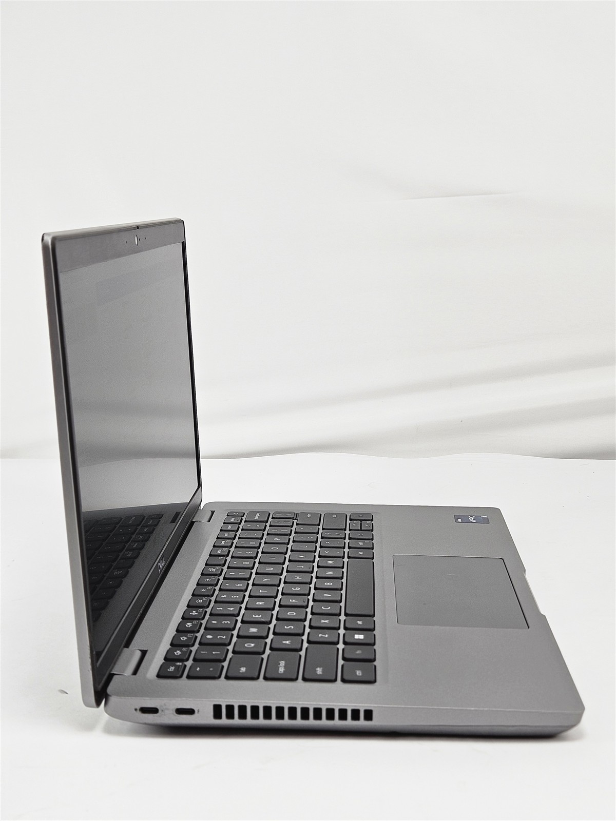 Dell Latitude 5431 14″ i7-1270P 16GB 256GB SSD Grey Ultrabook