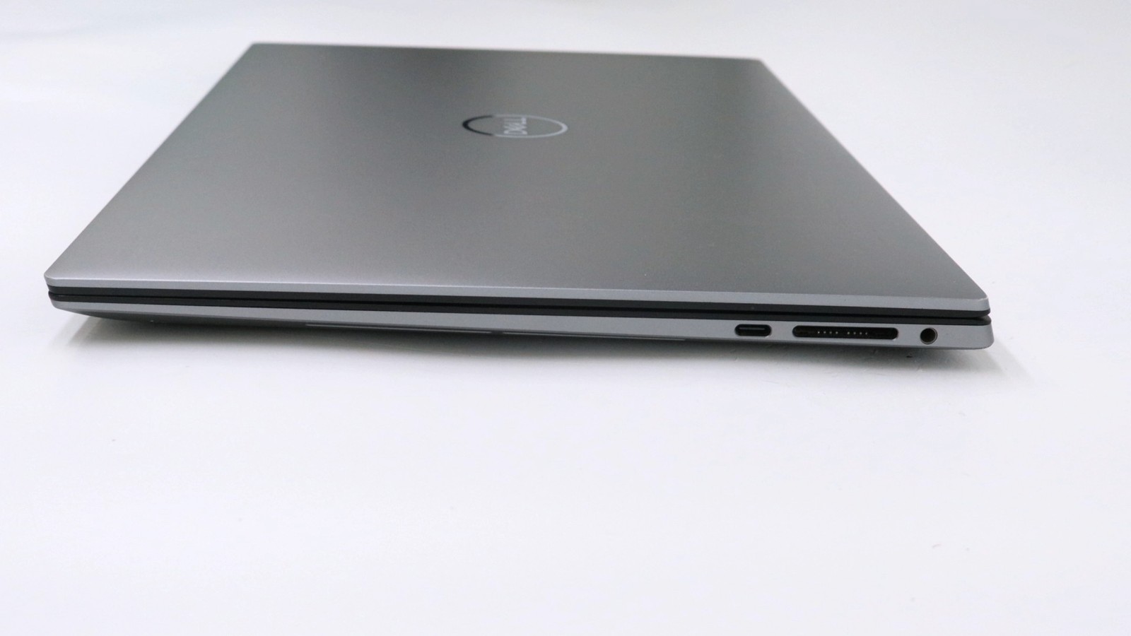 Dell Precision 5570 15″ i7-12800h 32GB 512GB – Very Good