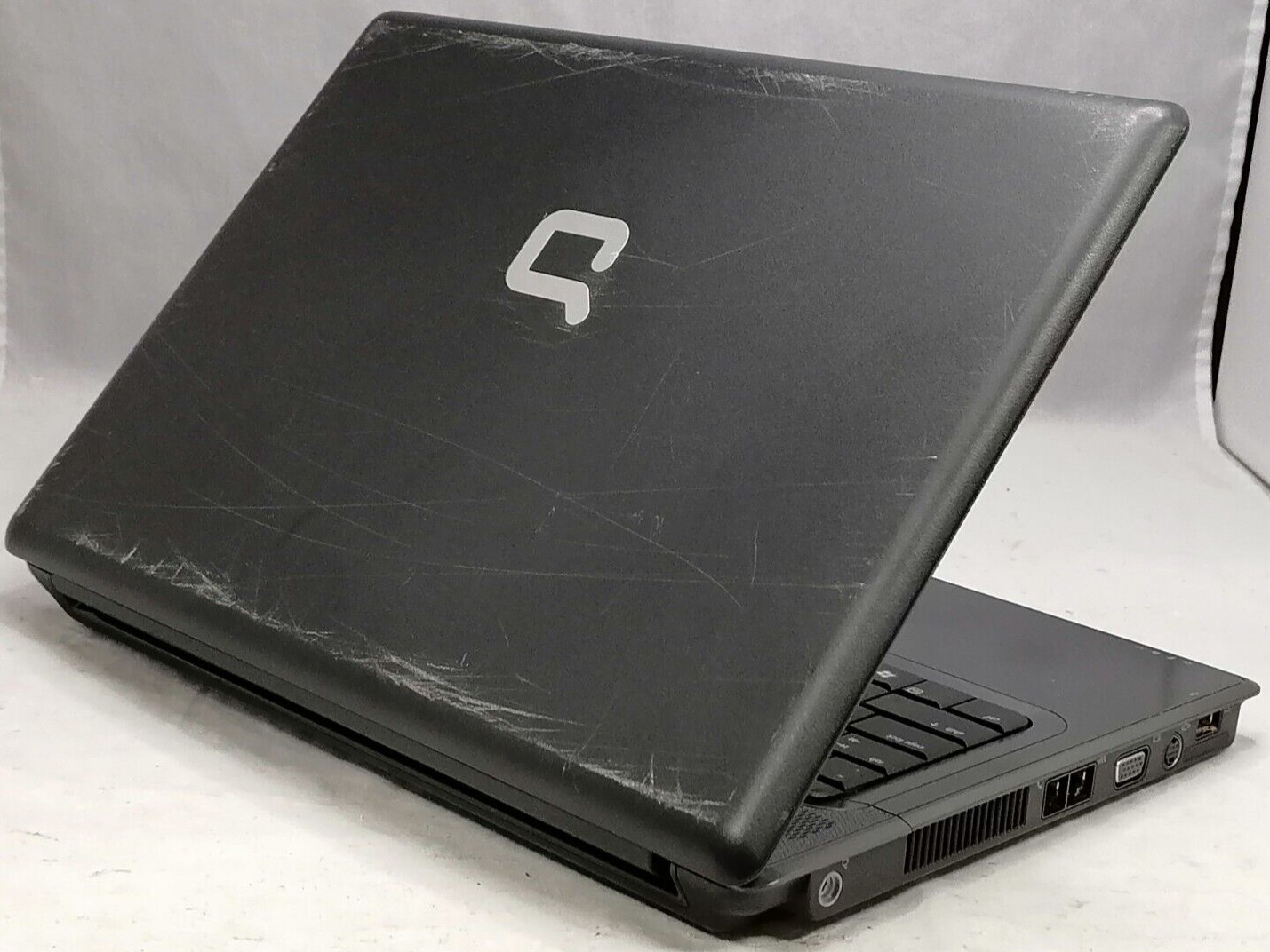 FOR PARTS 15.4″ HP Compaq Presario C700 (Pentium T2310/1.46 GHz/NO RAM/NO HDD)