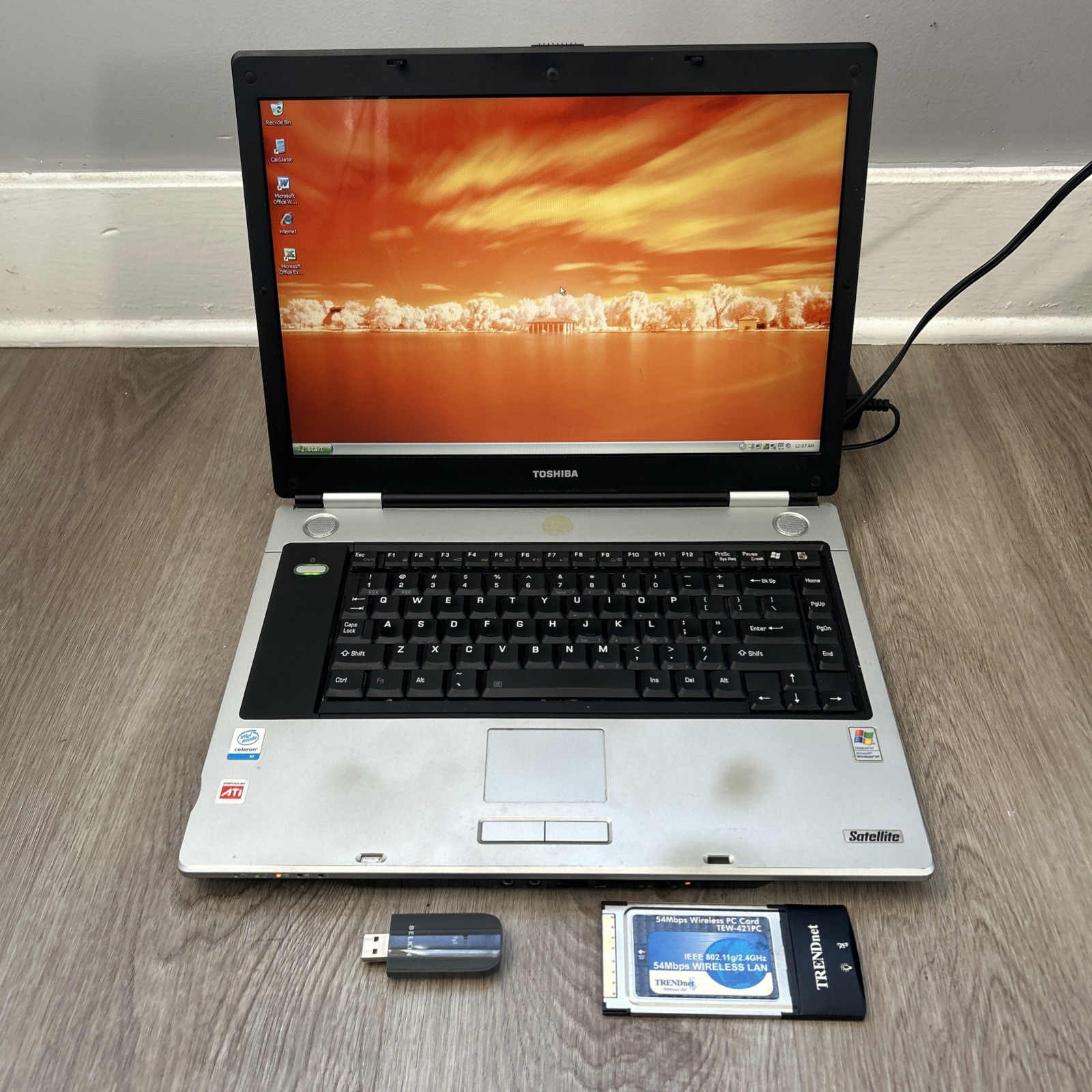 Toshiba Satellite M45-S165 Laptop Intel Centrino 1.5GB RAM 100Gb HDD Works READ