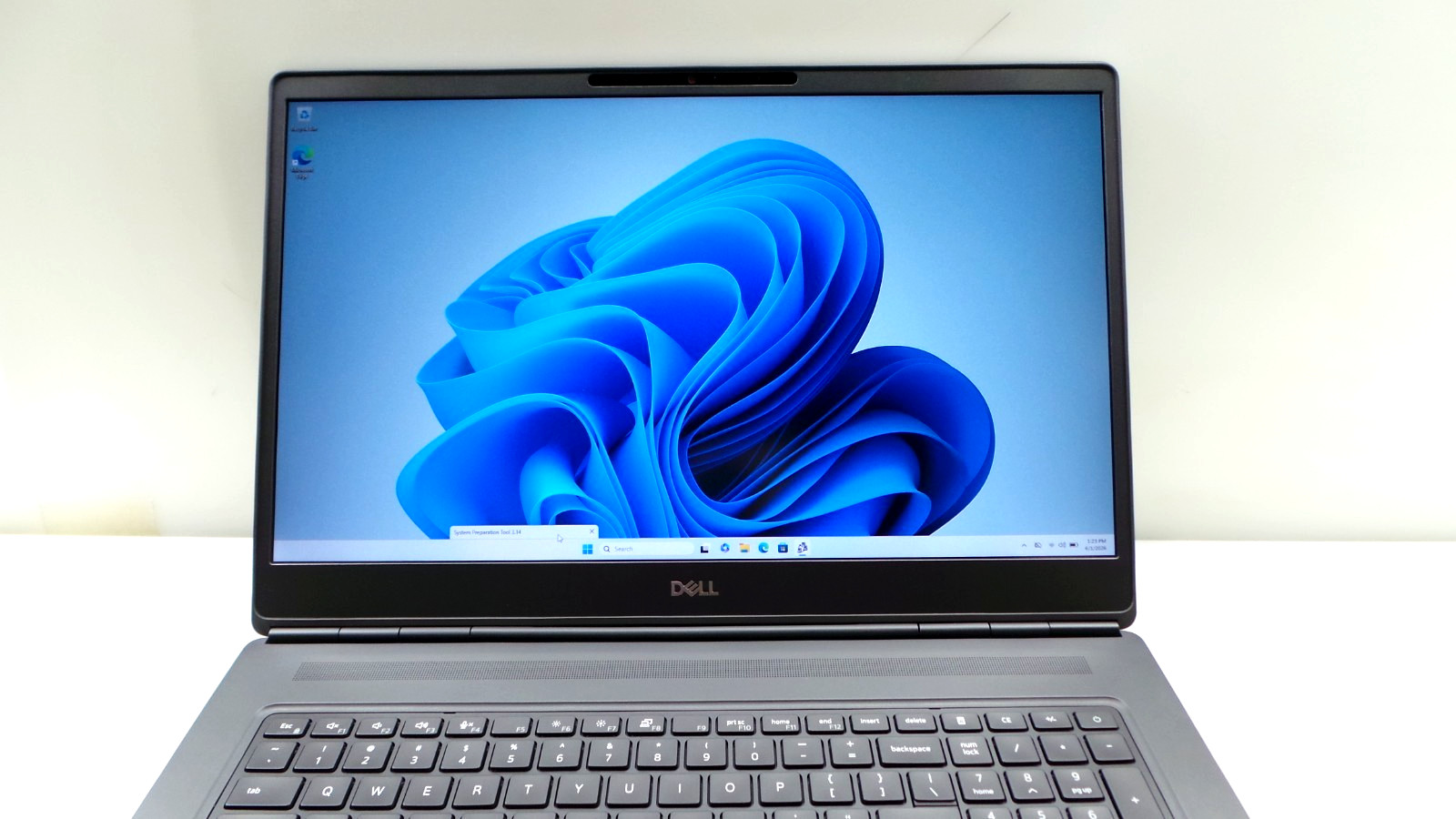 Dell Precision 7750 | 17.3″ | i7-10875H | 72GB 512GB SSD | RTX 300