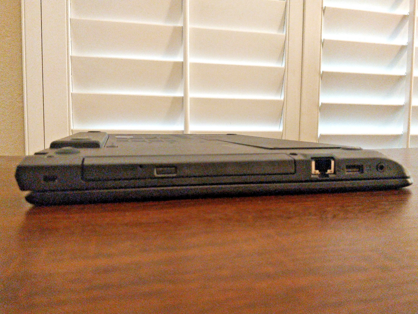 Lenovo ThinkPad E570 Intel i5-7200U 8GB RAM 500GB HDD 15.6″ LINUX Laptop