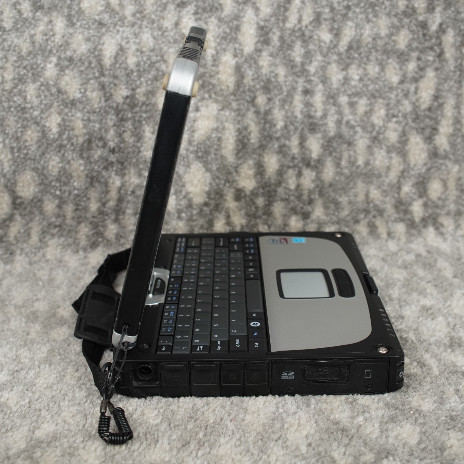 Panasonic ToughBook CF-19 10.1 Touch Laptop C2D U7500 1.06GHz 2GB RAM Untested