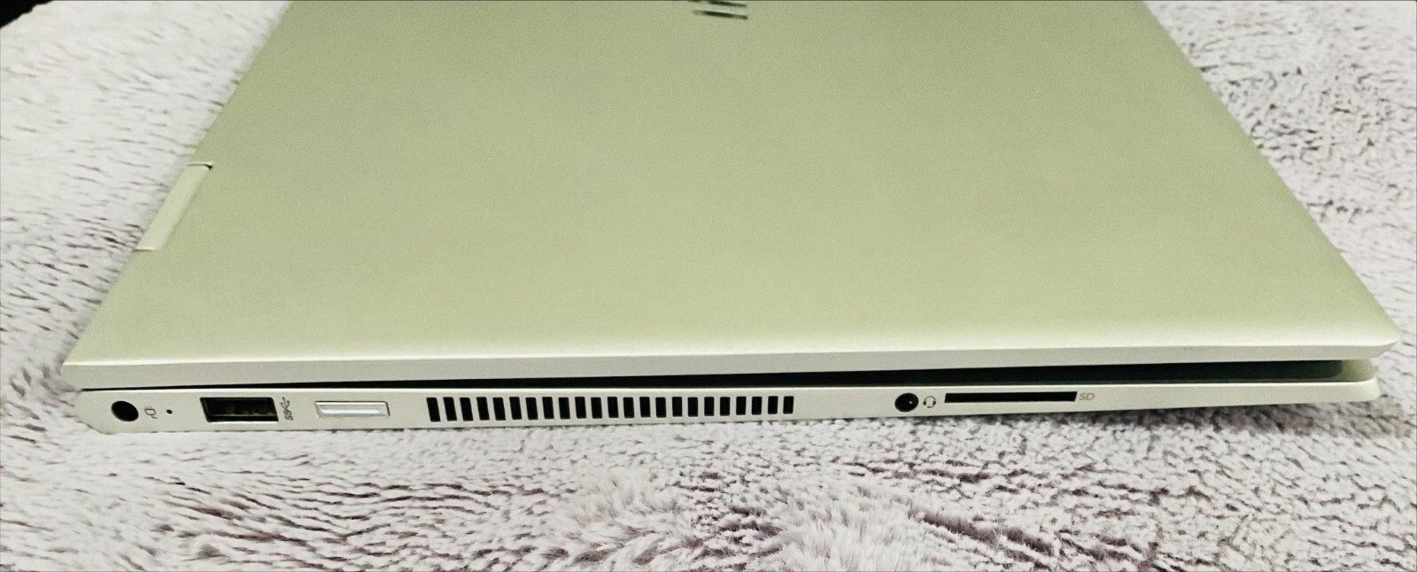 HP Envy x360 2-in-1 Laptop 15.6″ 1920×1080 Bang & Olfusen Speakers Touch Screen