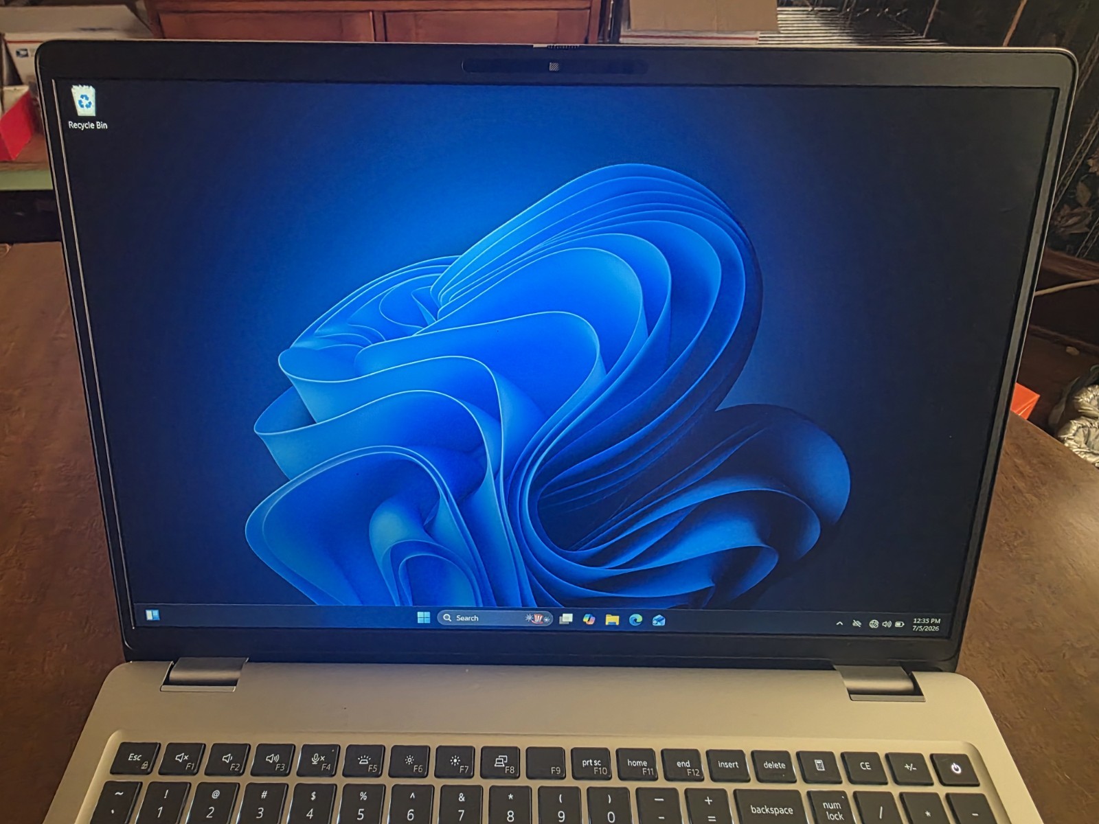 Dell Pro 16 Plus PB16255 16″ FHD+ 8-Core Ryzen 7 250 16GB 512GB SSD Cam