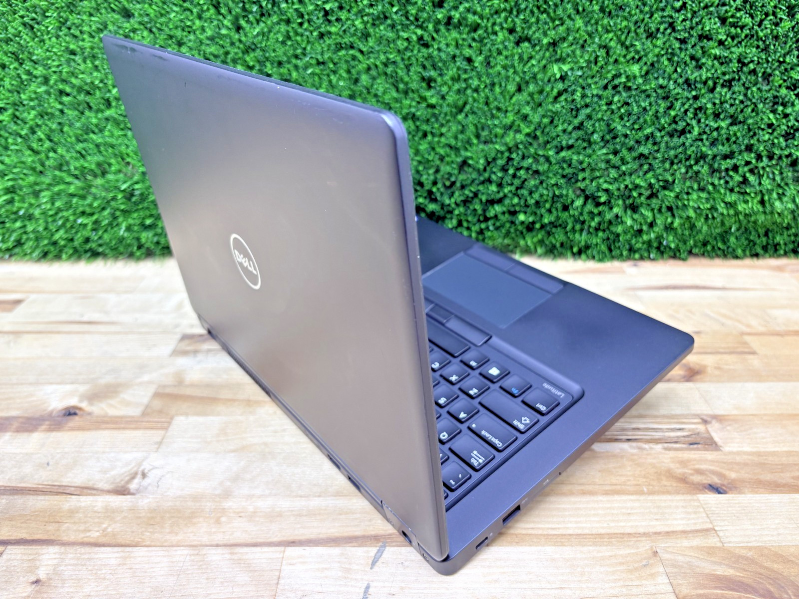 Dell Latitude 5480 Intel i5-7th Gen 2.80GHz 16GB RAM 256GB SSD Windows 11 Pro*