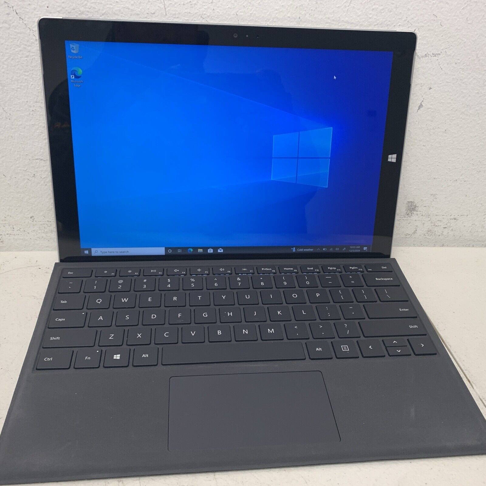 Microsoft Surface Pro 1796 i5-7300U 2.60GHZ 4GB RAM 128GB SSD WIN 11