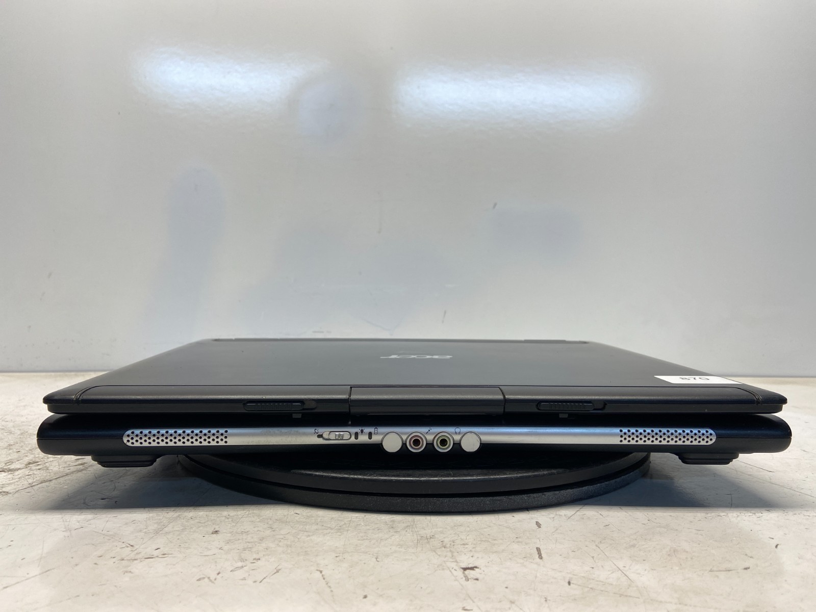 Acer Aspire 5515 KAW60 AMD Athlon 2650E 1600MHz 765 MB NO HDD