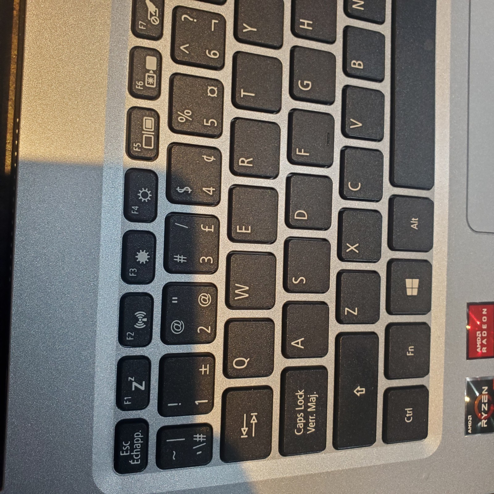 Acer Aspire 3 A315-23 Series 15.6″ (N18Q13) Laptop *FOR PARTS* (Near Mint)