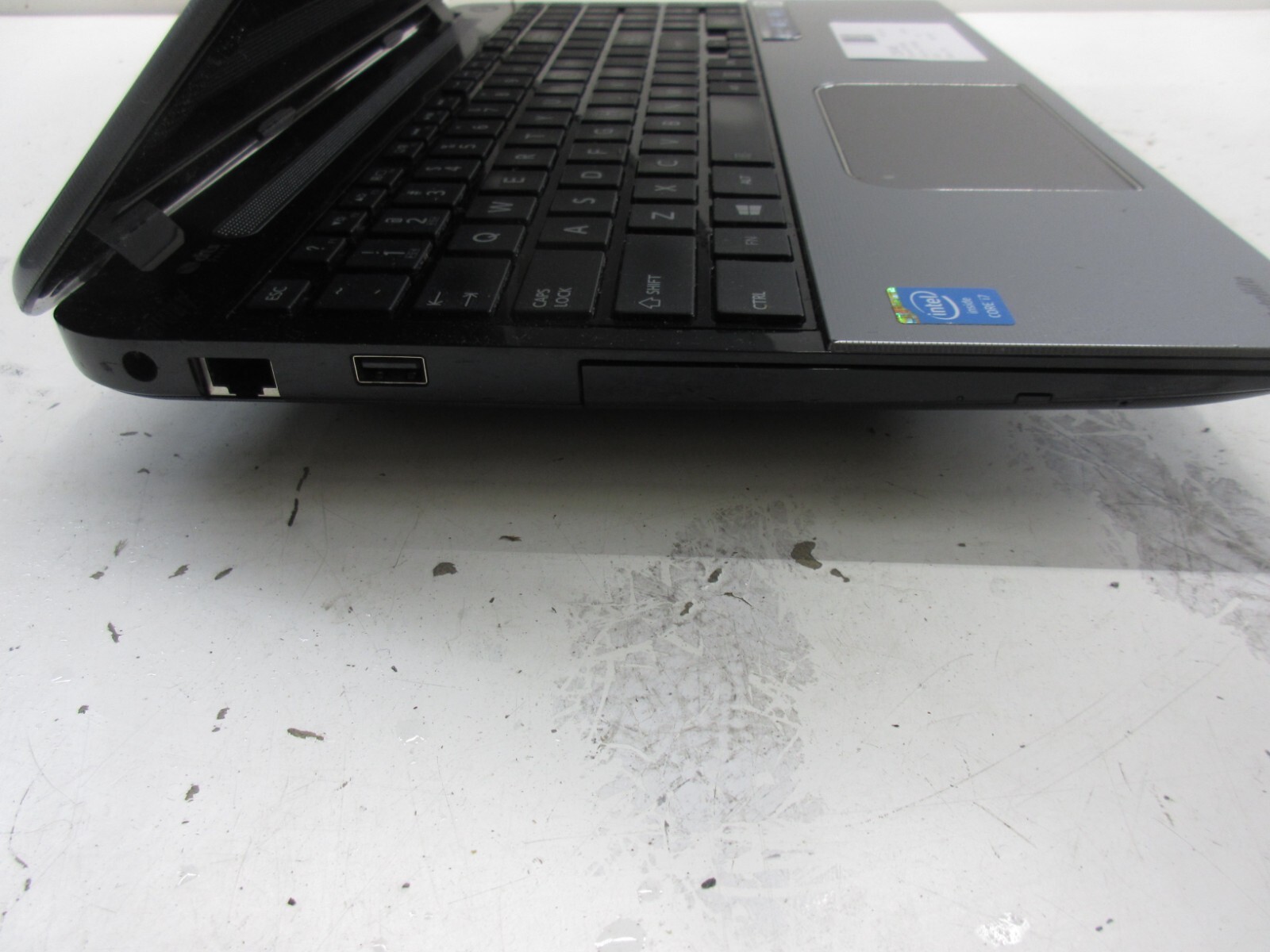 Toshiba Satellite L55-A5299 Intel Core i7-4700MQ 2.40GHz NO HDD No Batt