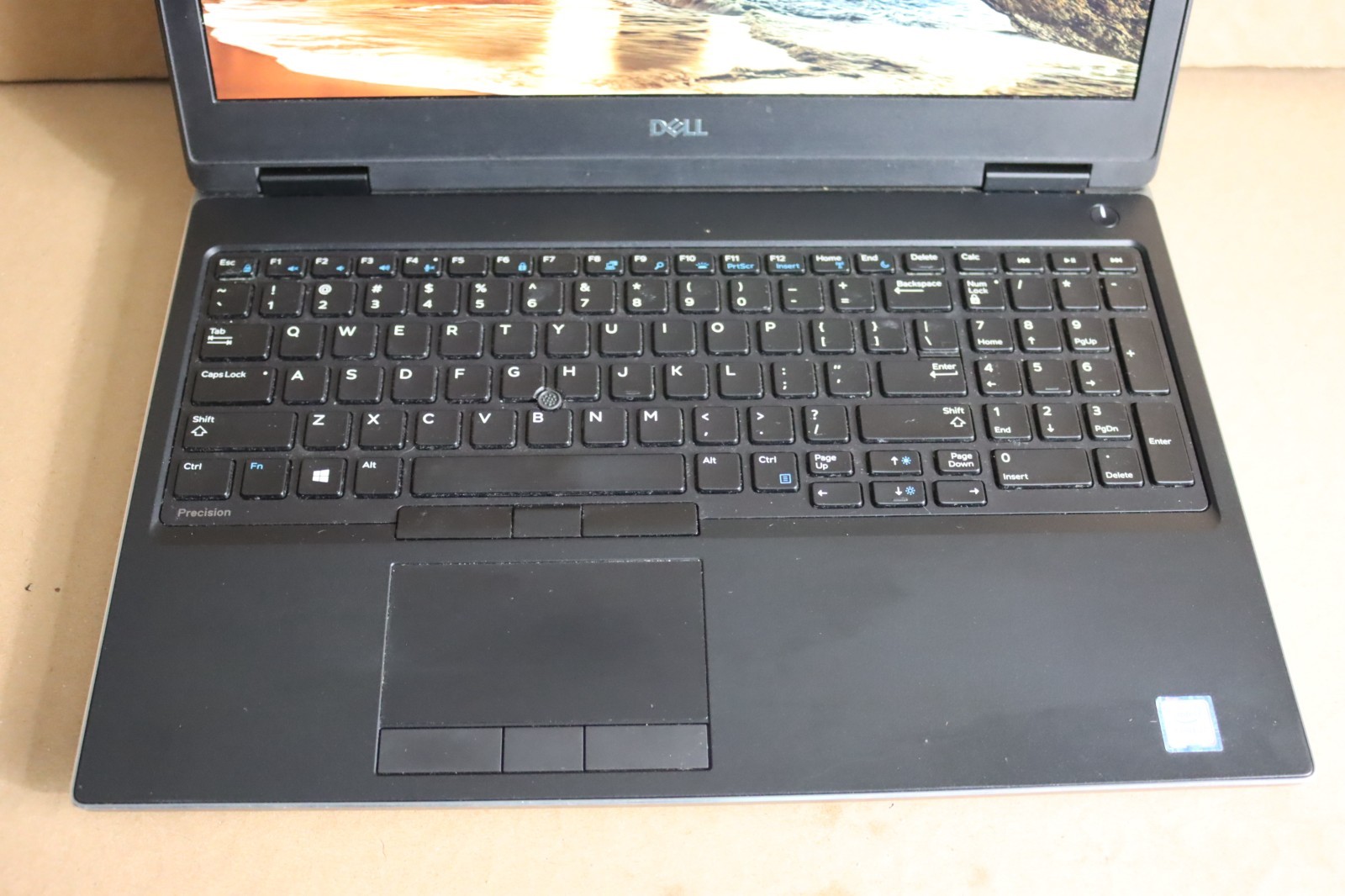 Dell Precision 7530 15.6” 256GB, Intel Core i7 8th Gen., 2.60GHz, 16GB Radeon