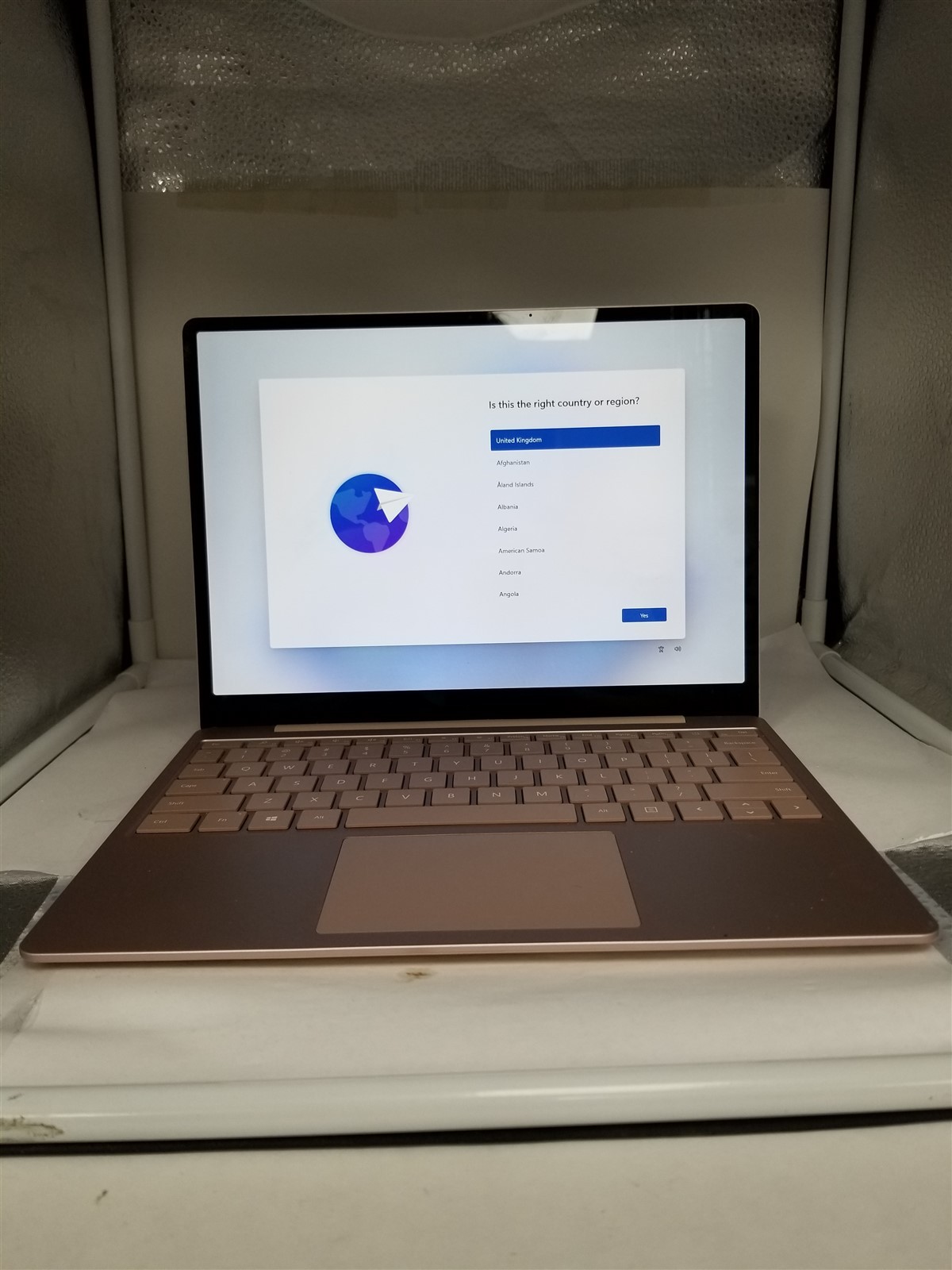 Microsoft Surface Laptop Go Core i5 12.4″ 8GB/128GB Gold See Details VD6230