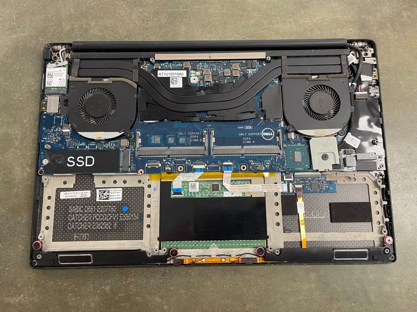 LOTX6 Dell Precision 5520 15.6″ Xeon E3-1505M M1200 SCREEN MOTHERBOARD READ