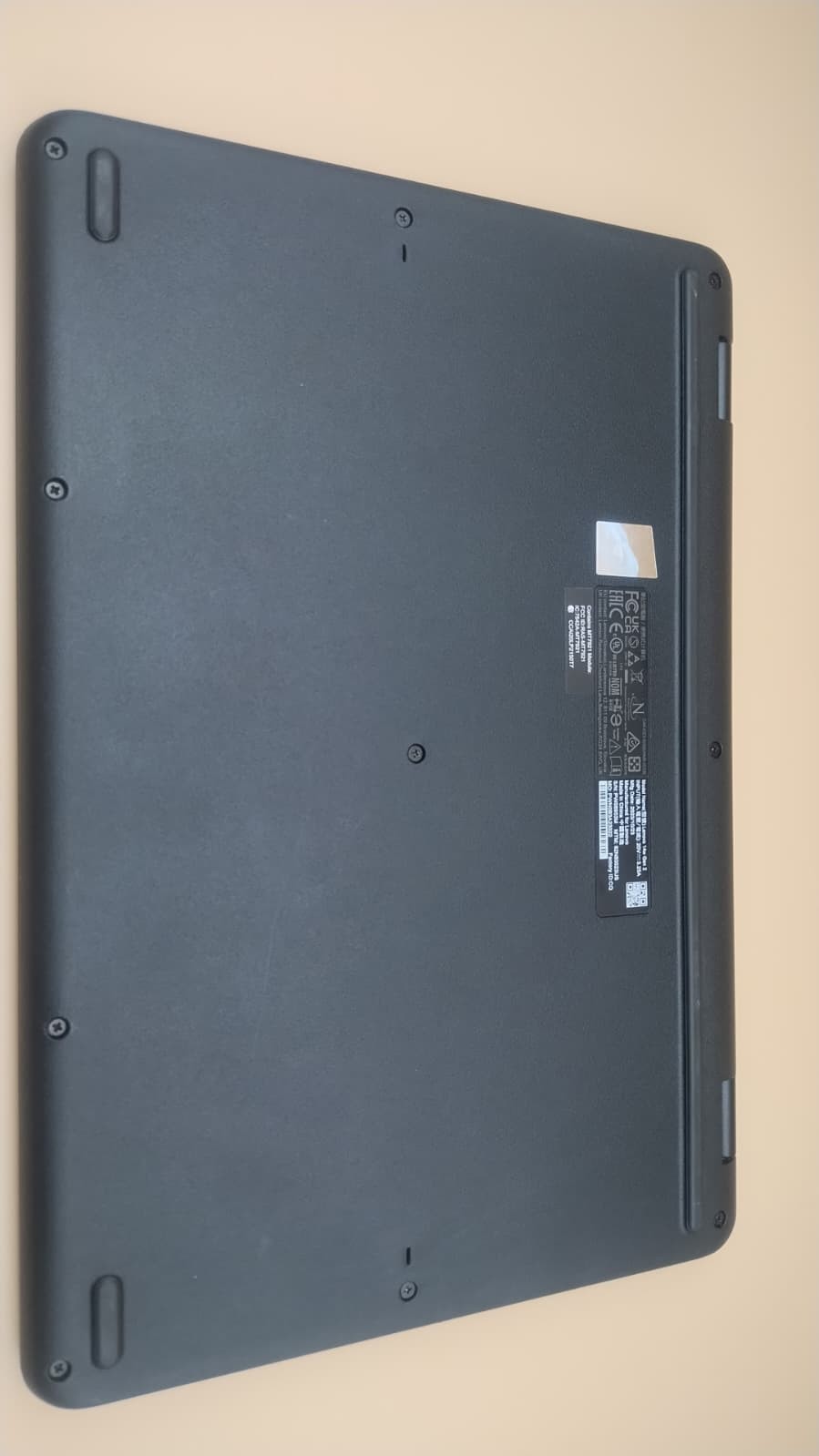 Lenovo 14w Gen 2 14″ Touch Laptop AMD 3015e 4GB RAM 128GB SSD Win11 Charger