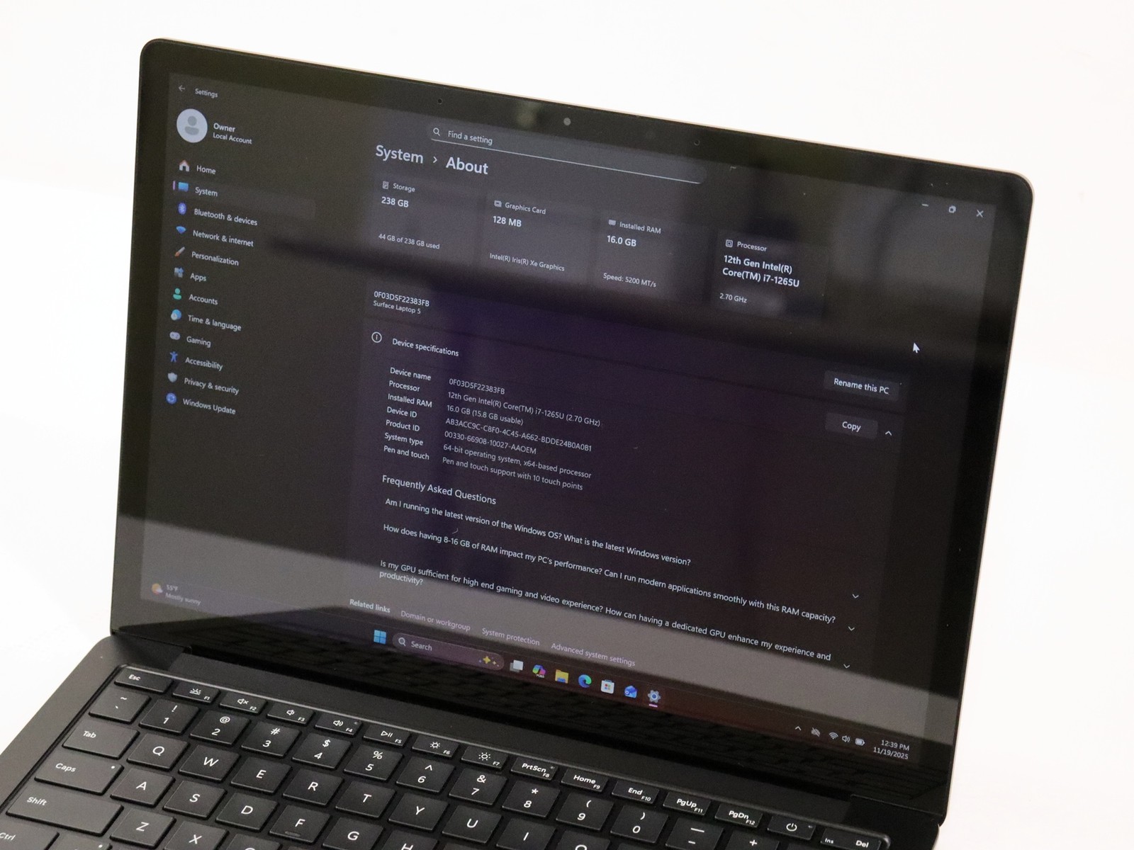 Microsoft Surface Laptop 5 1951 13.5″ Touch i7-1265U 16GB 256GB NVMe W11P As Is