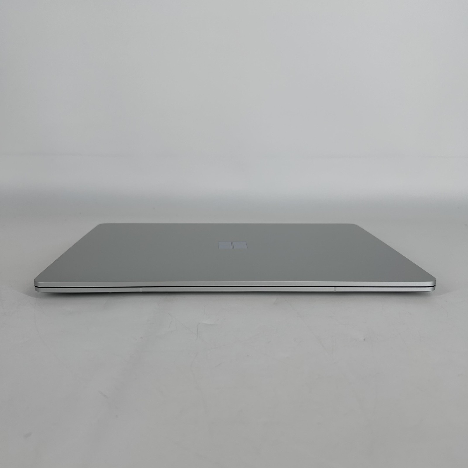 Microsoft Surface Laptop 7 13 5G 2K TOUCH Ultra 7 268V 32GB 1TB MINOR FRAME GAP