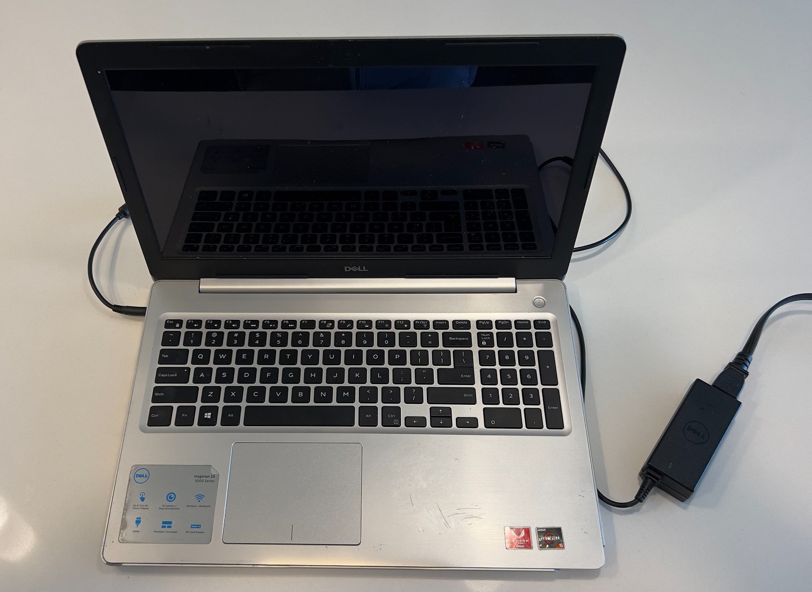 Dell Inspiron 5575 – AMD Ryzen 5 – 16GB RAM – 512GB SSD Windows 10 Pro