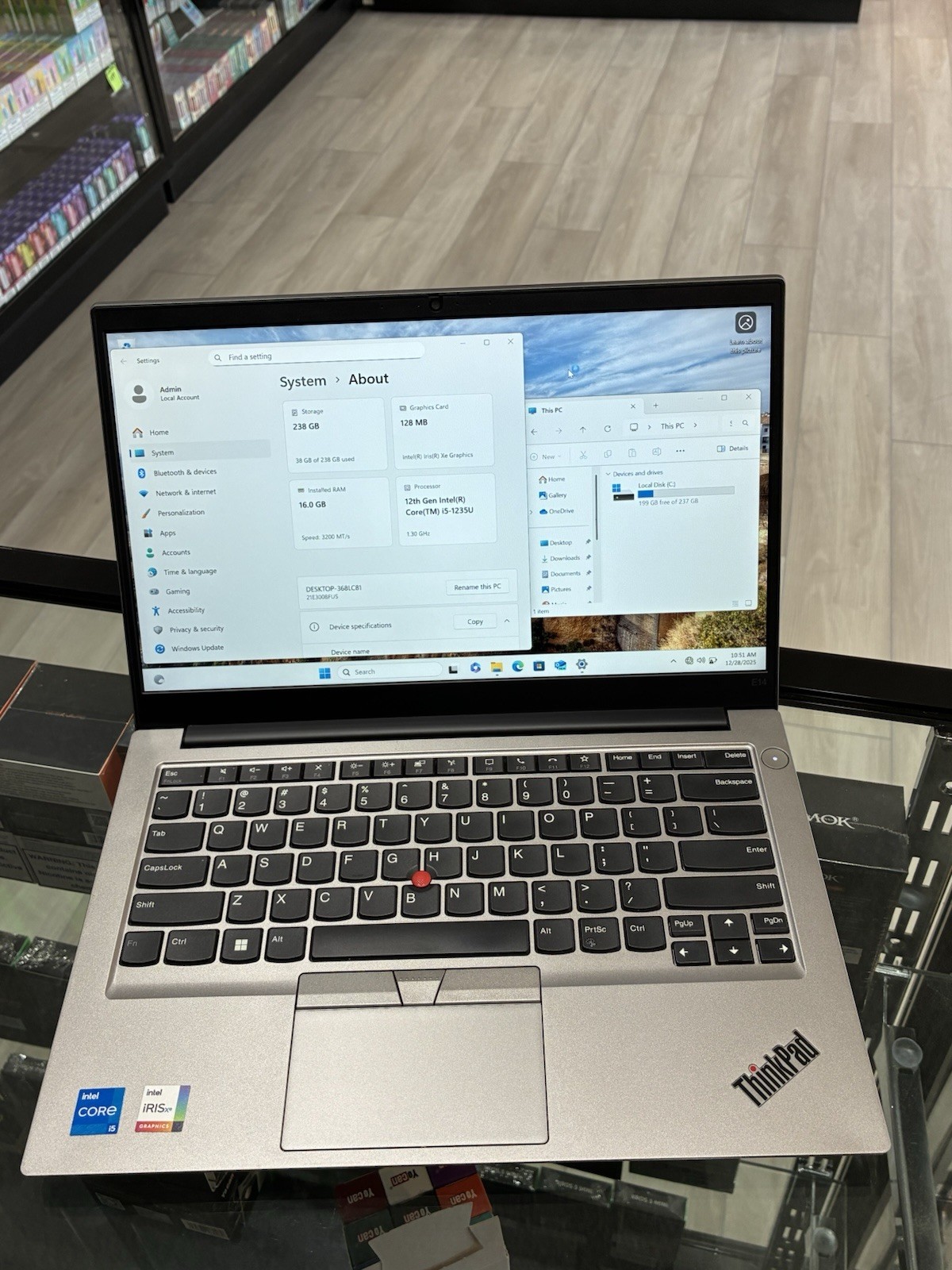 Lenovo Thinkpad E14 Gen 4 14” i5-1235U 16GB/256GB /Adapter/WIN11 PRO